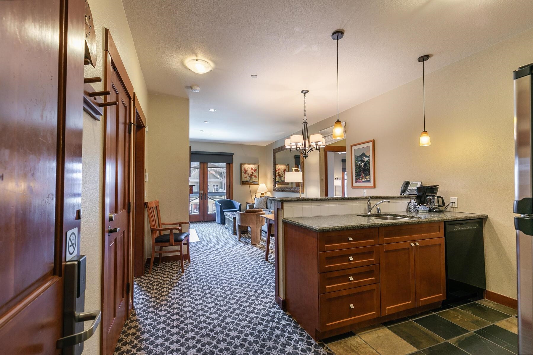 1880 Village South Road Unit: 3-435