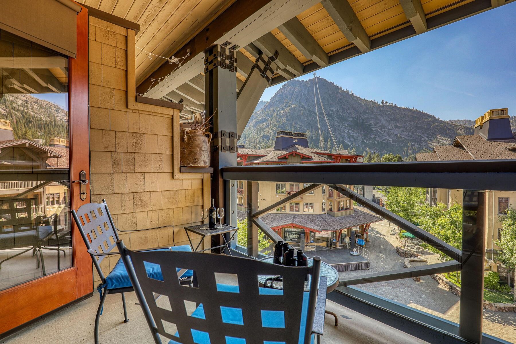 1880 Village South Road Unit: 3-435