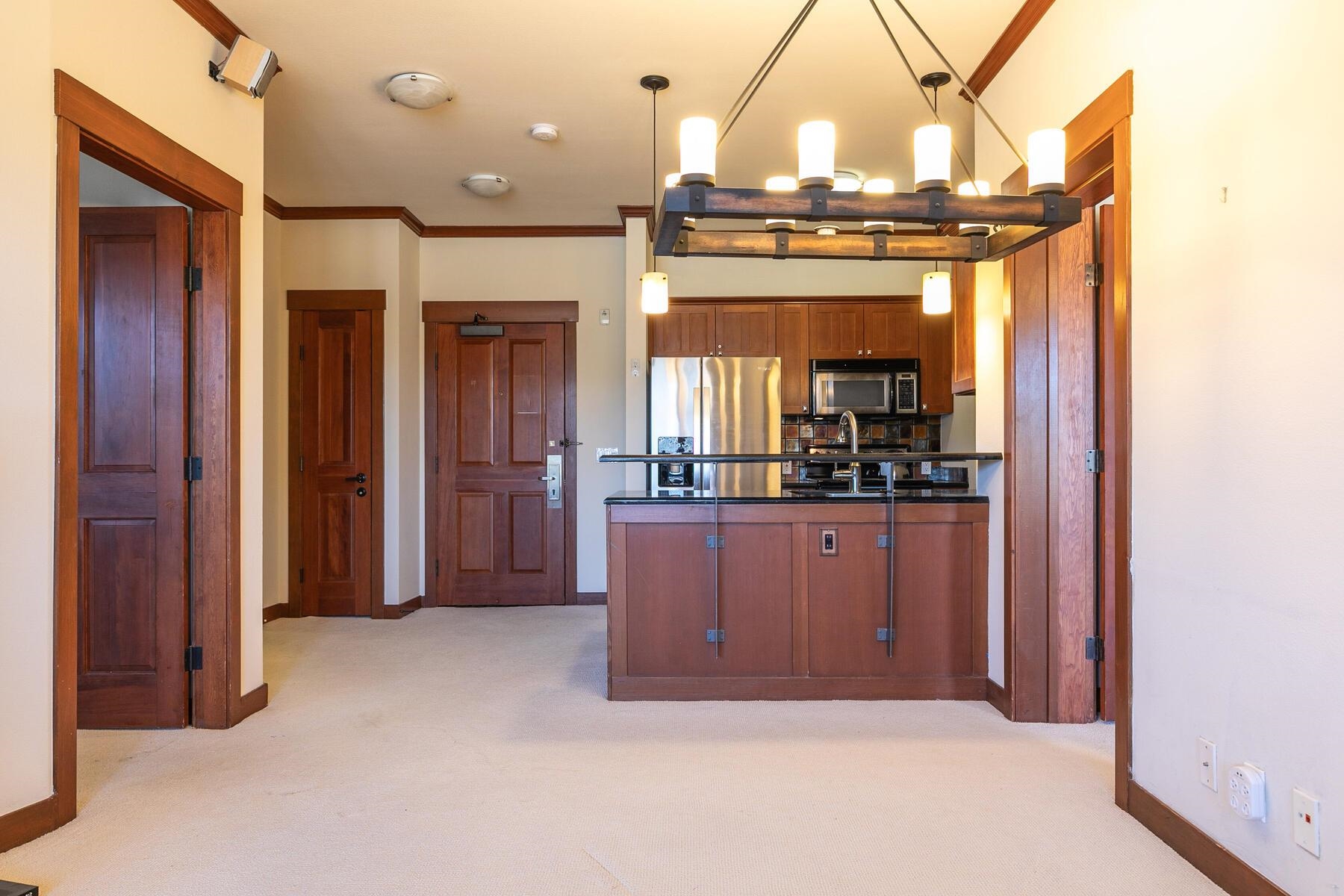 1750 Village East Road Unit: 5-411