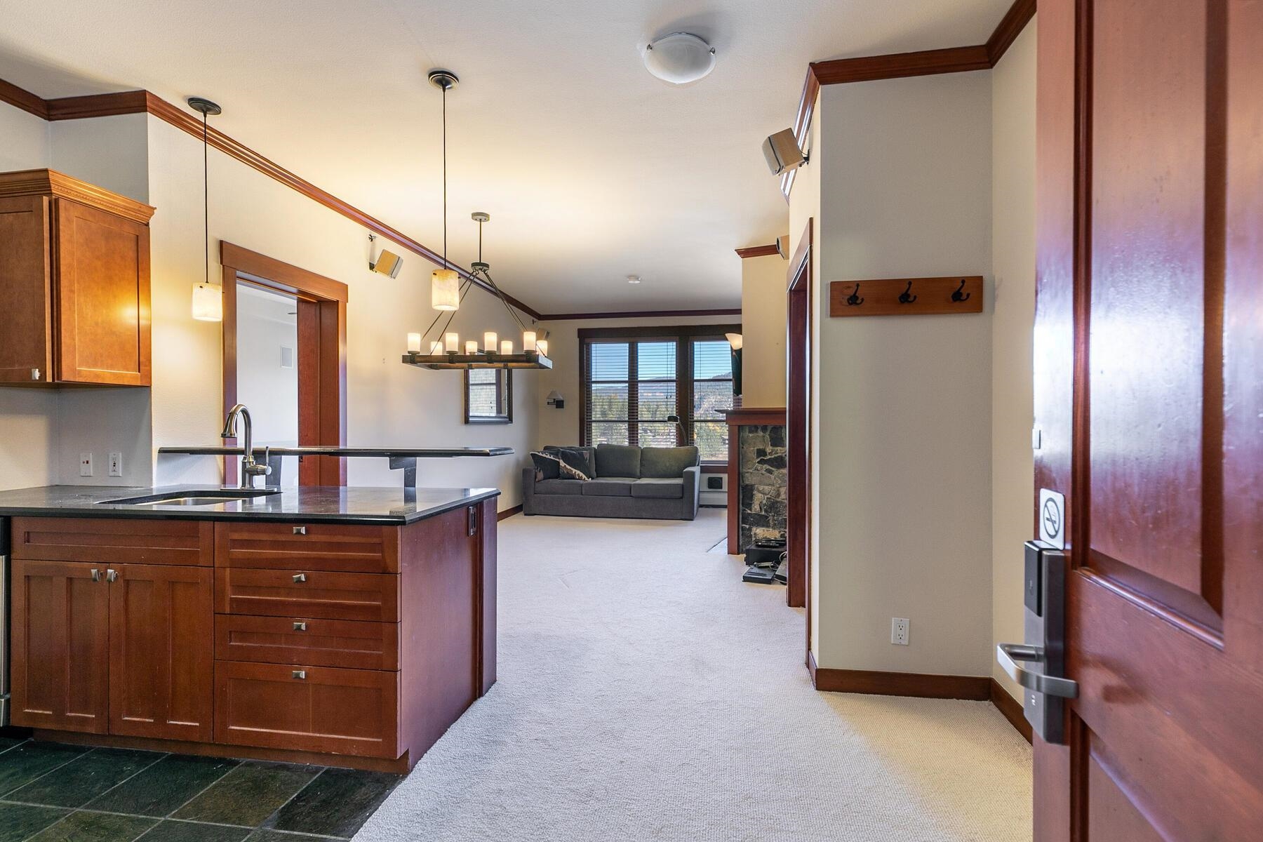 1750 Village East Road Unit: 5-411
