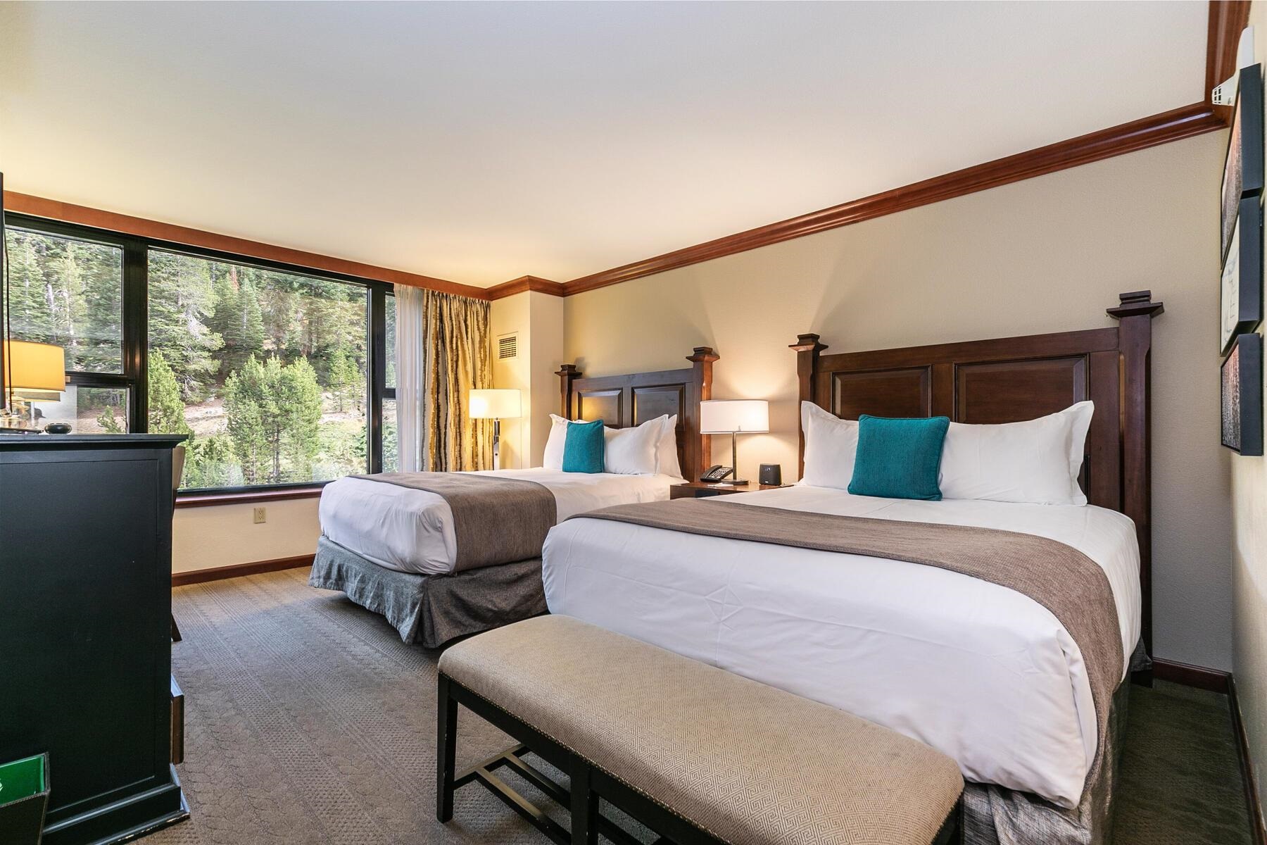 400 Squaw Creek Road Unit: 649/651