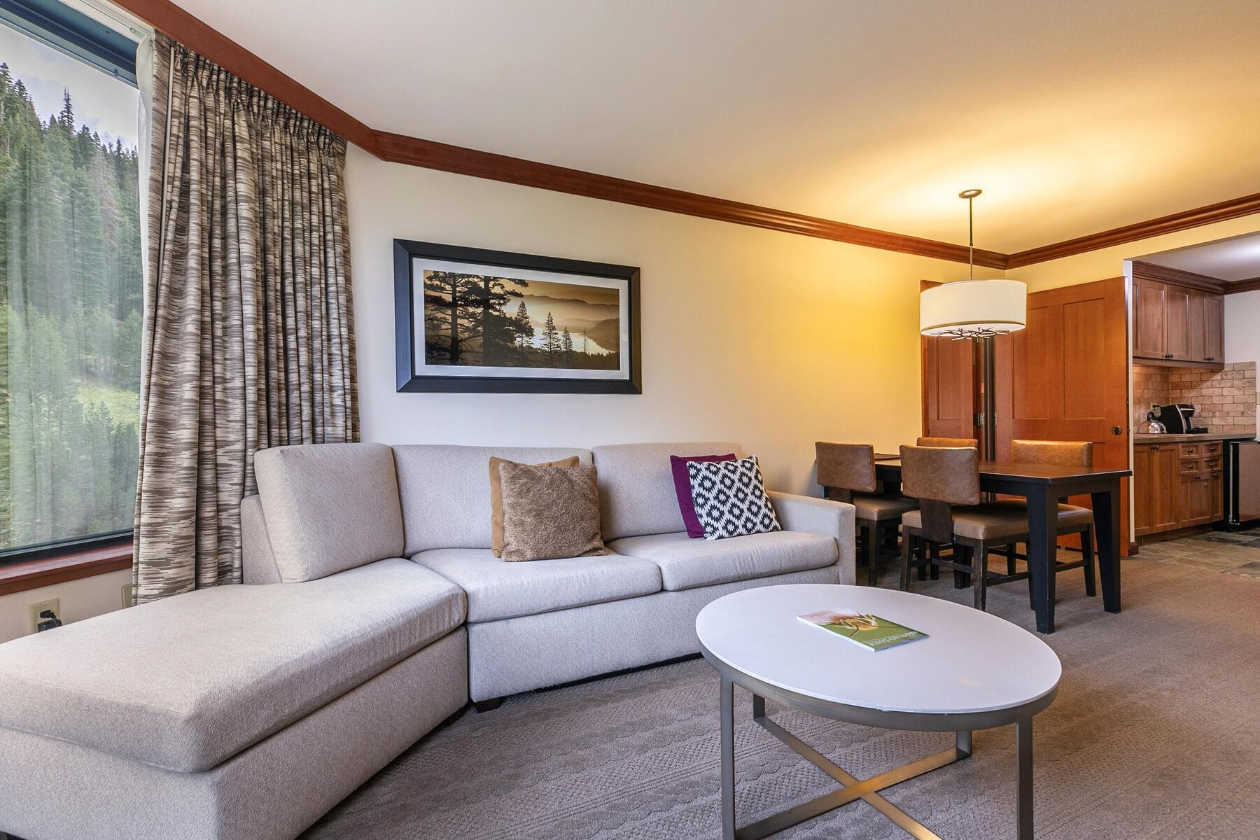 400 Squaw Creek Road Unit: 649/651