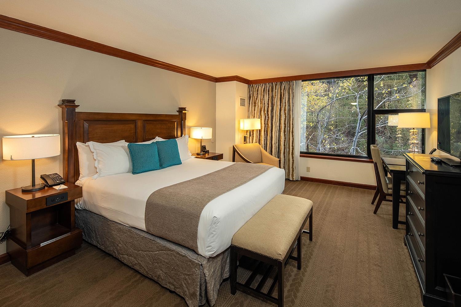 400 Squaw Creek Road Unit: 445 447