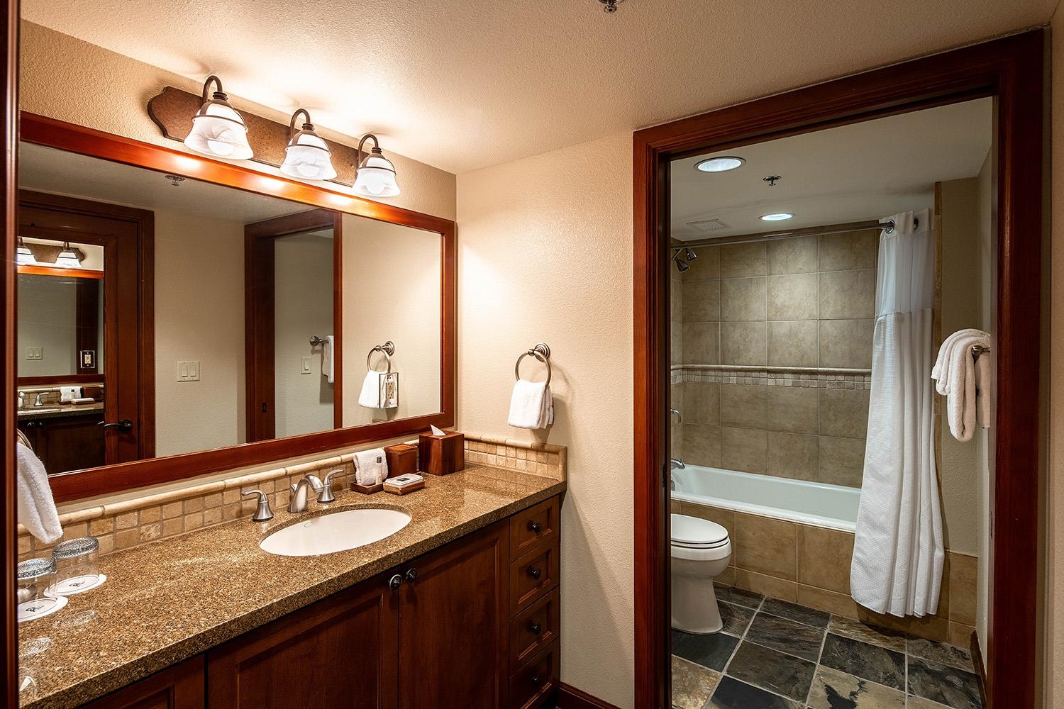 400 Squaw Creek Road Unit: 445 447