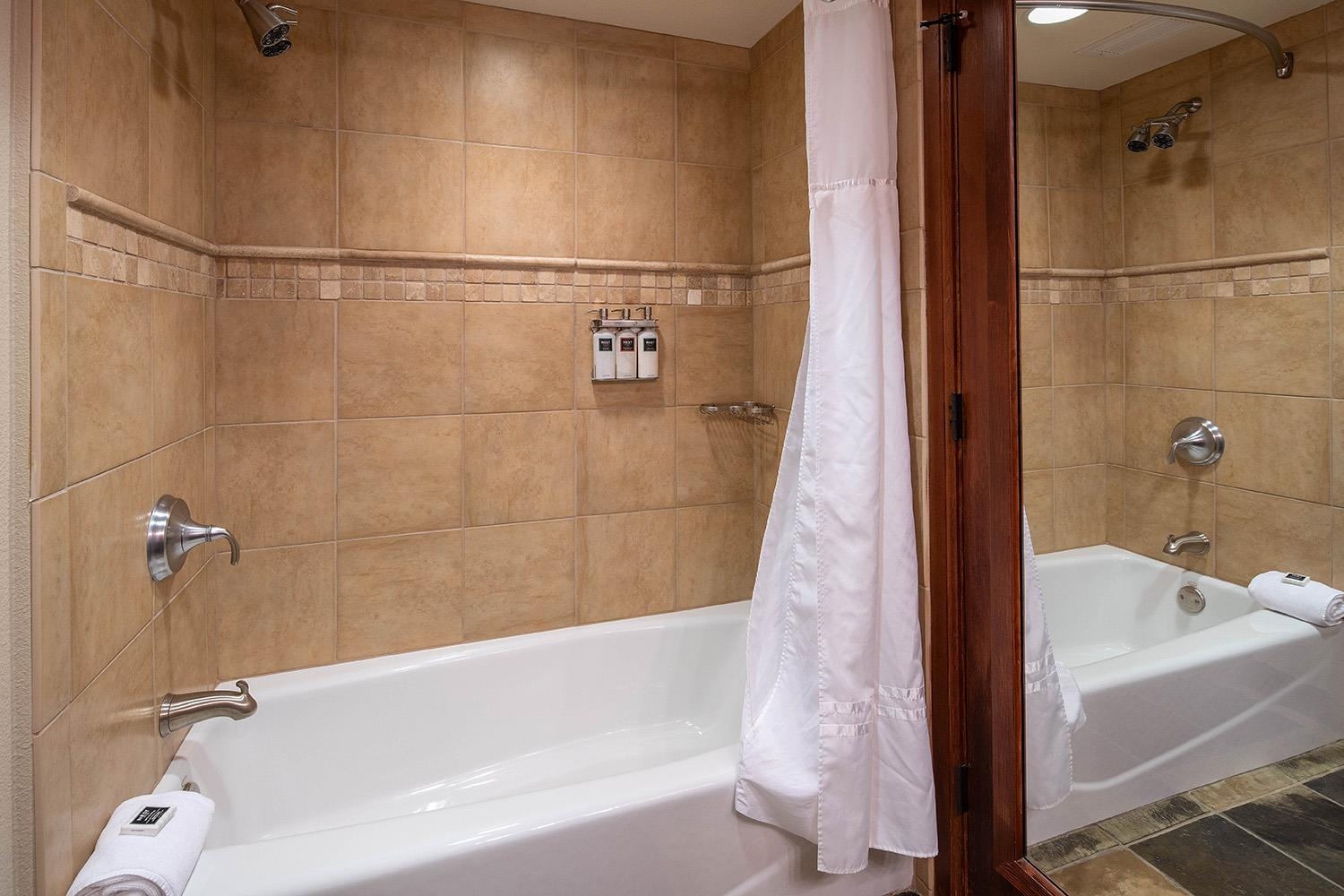 400 Squaw Creek Road Unit: 445 447