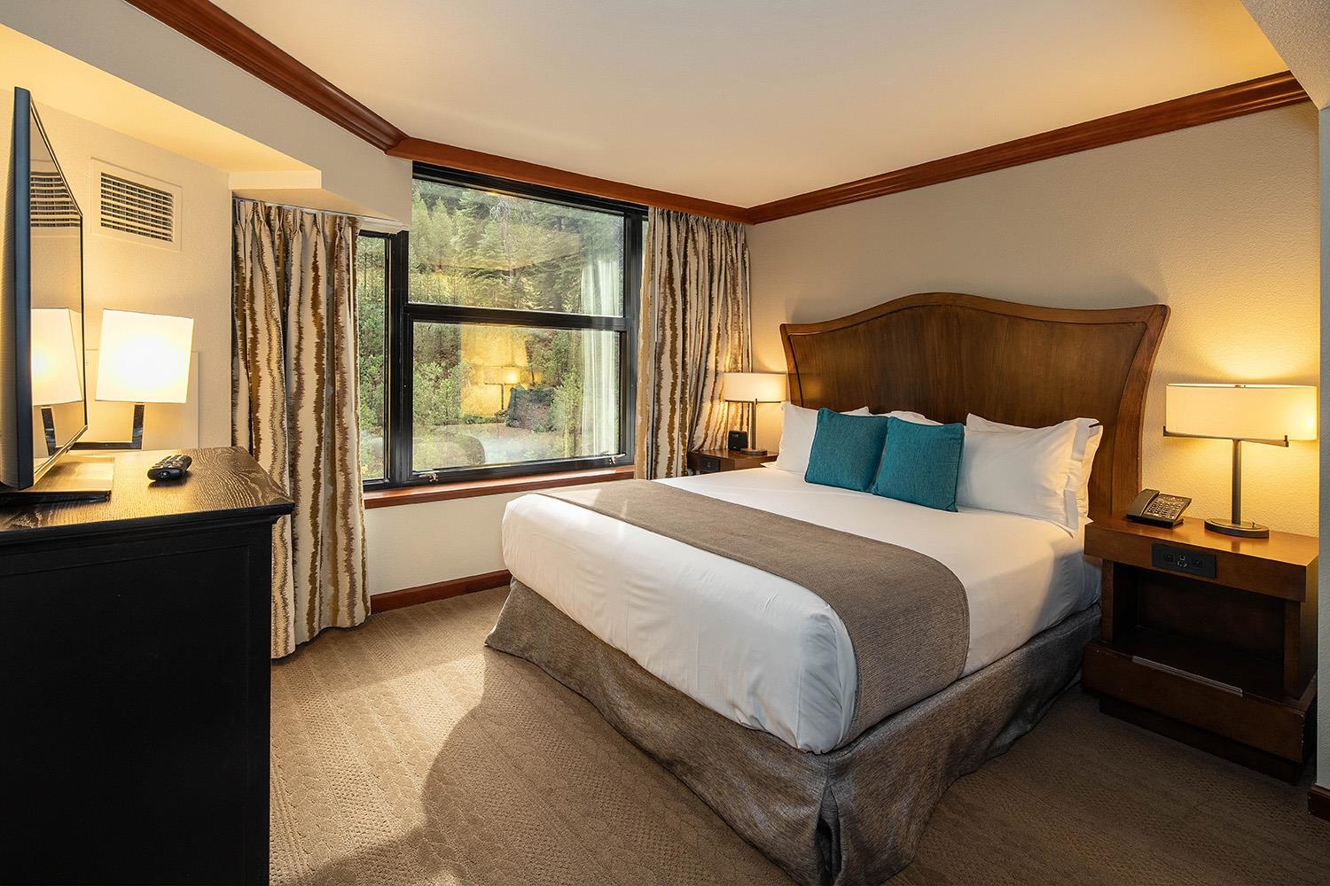 400 Squaw Creek Road Unit: 445 447