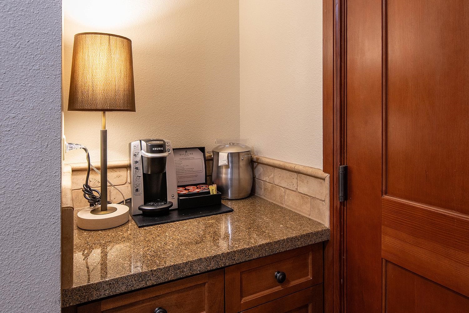 400 Squaw Creek Road Unit: 445 447