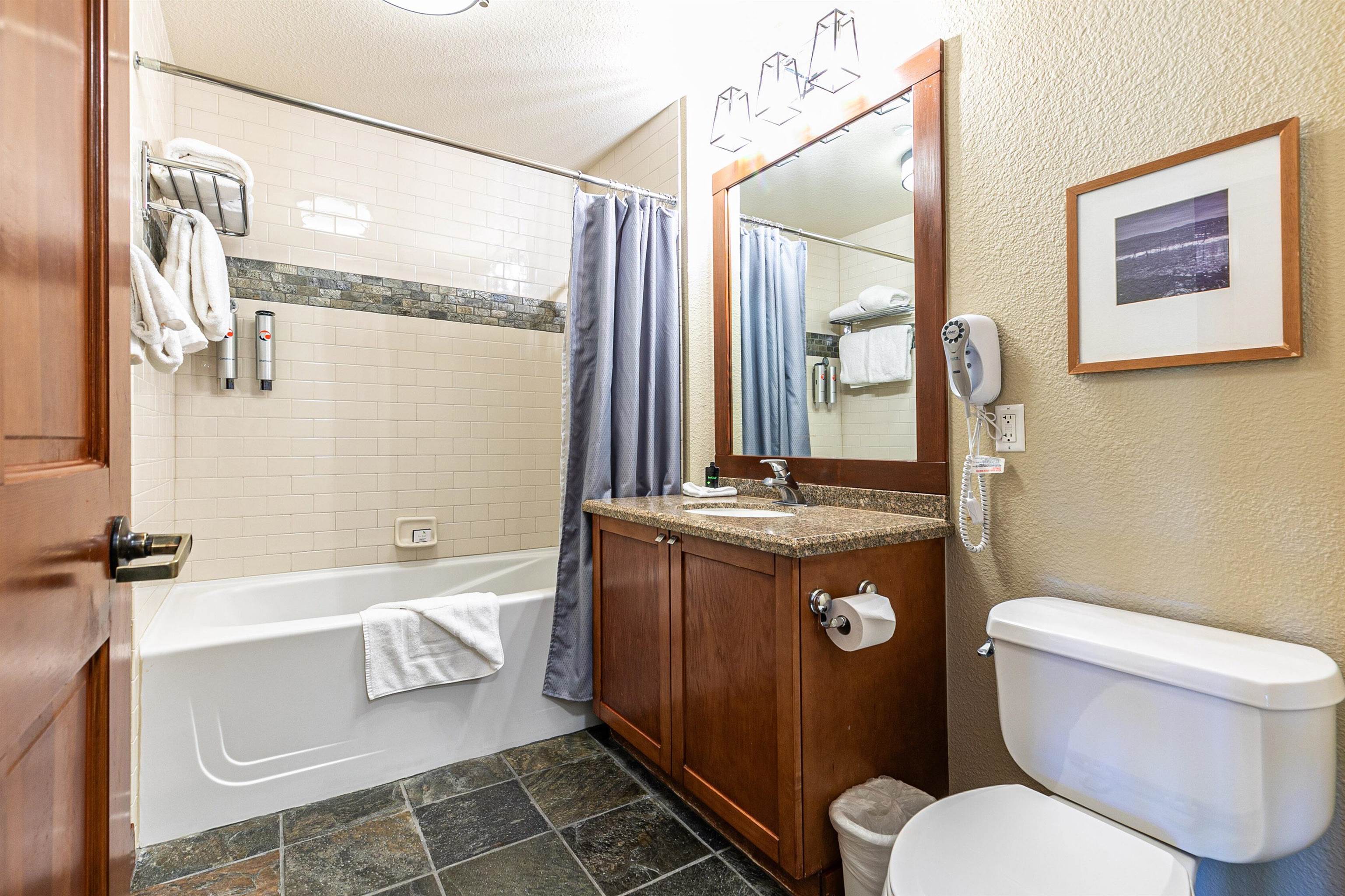 1880 Village South Road Unit: 3-248