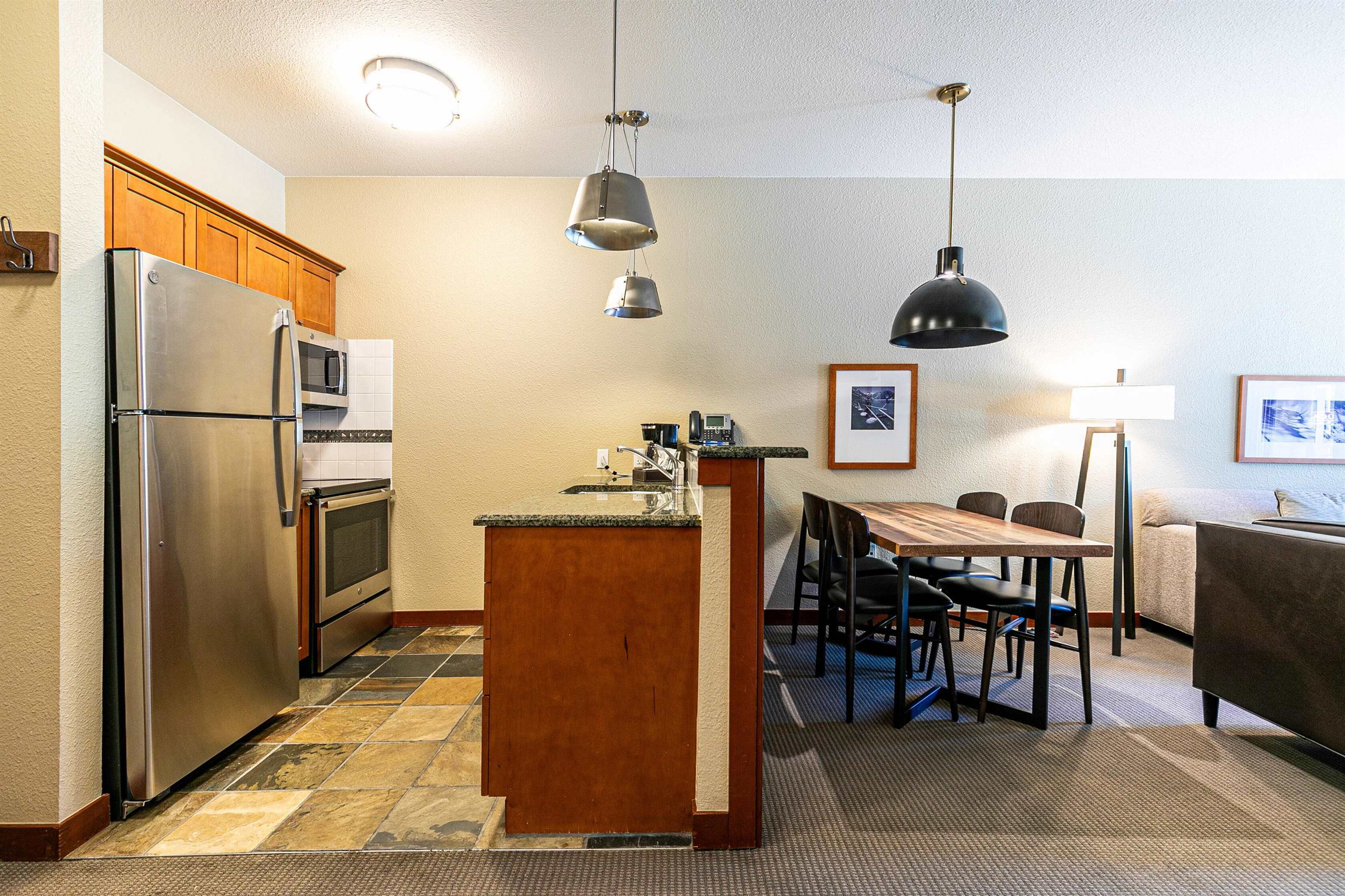 1880 Village South Road Unit: 3-248