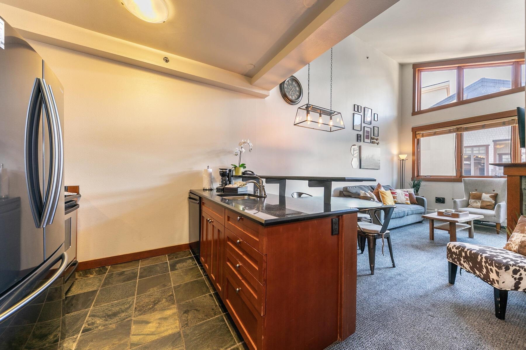 1750 Village East Road Unit: 5-418