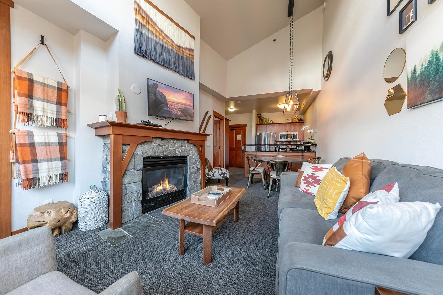 1750 Village East Road Unit: 5-418