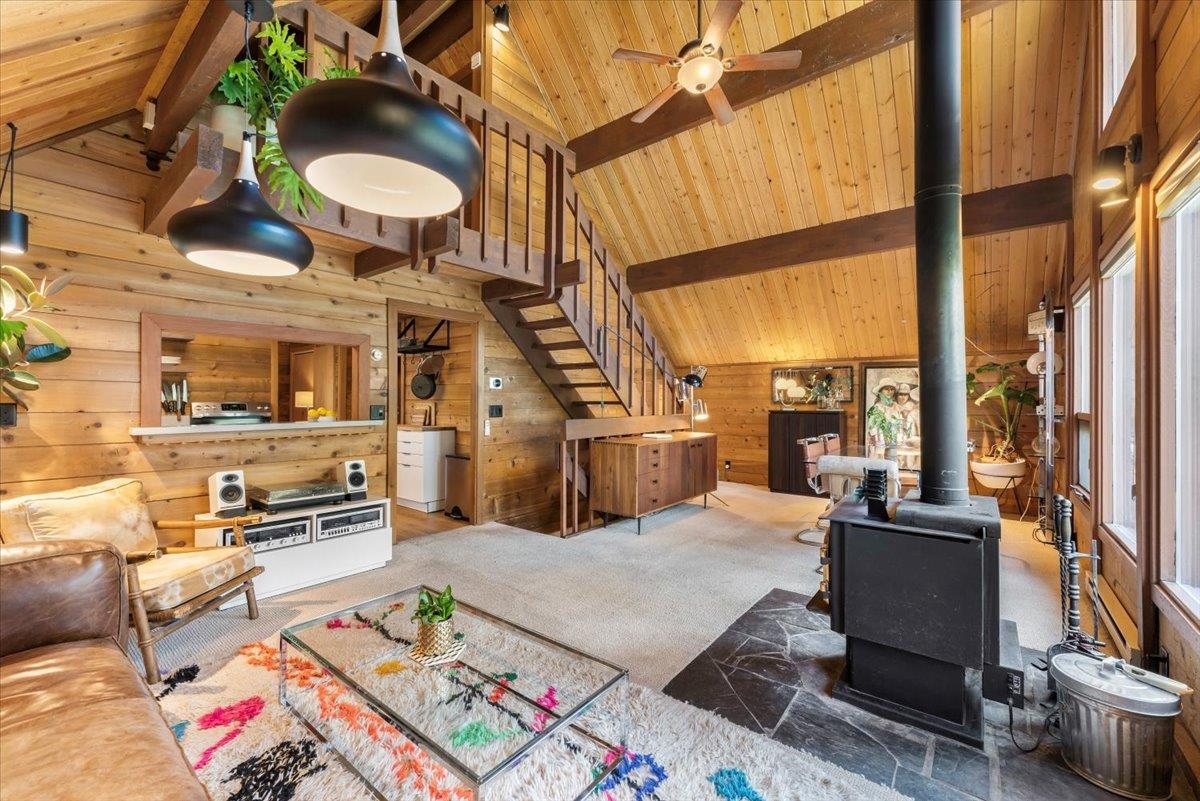 1670 Upper Bench Road
