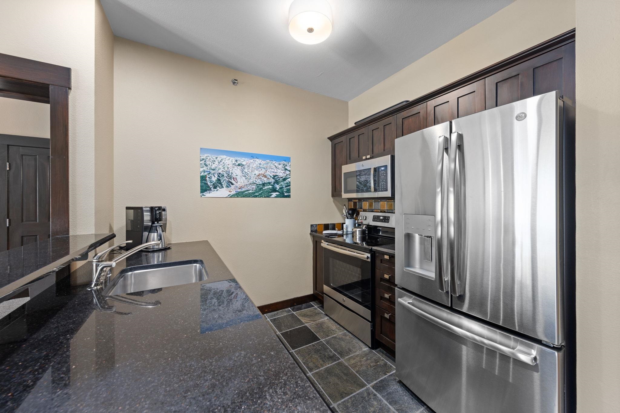 1850 Village South Road Unit: 4-425