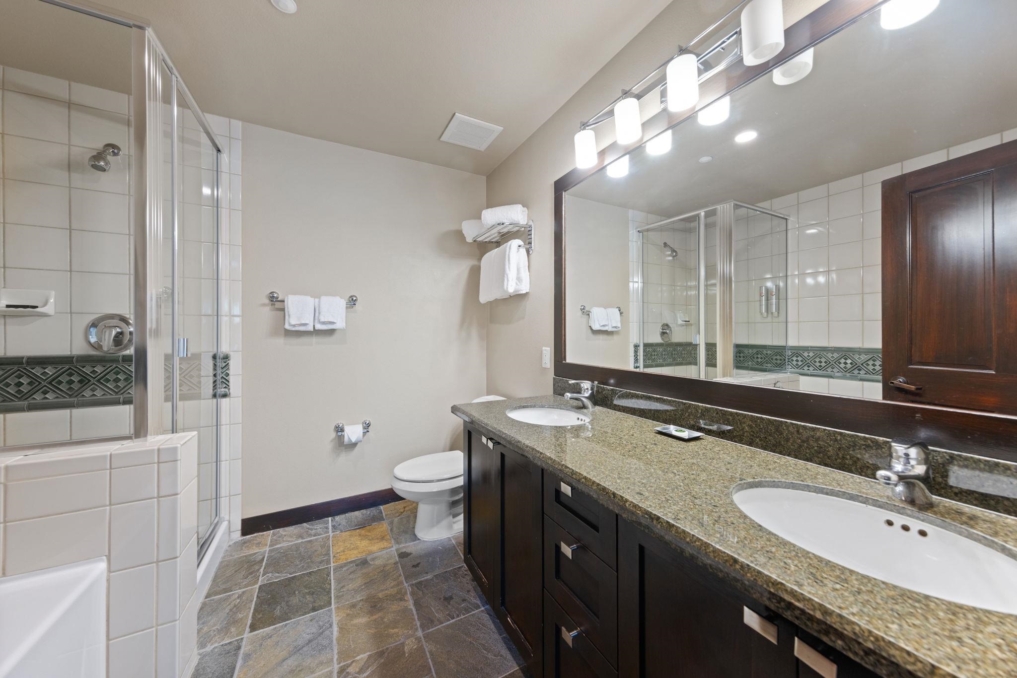 1850 Village South Road Unit: 4-425