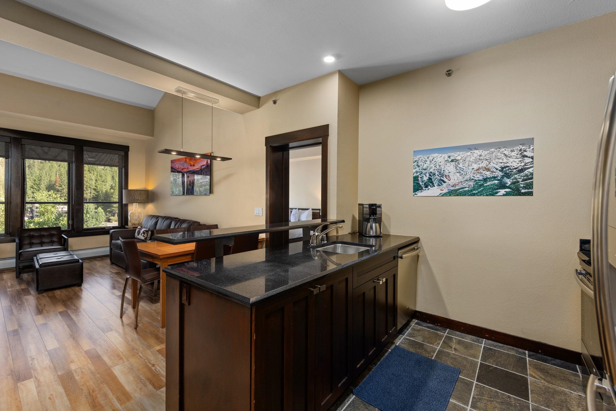 1850 Village South Road Unit: 4-425