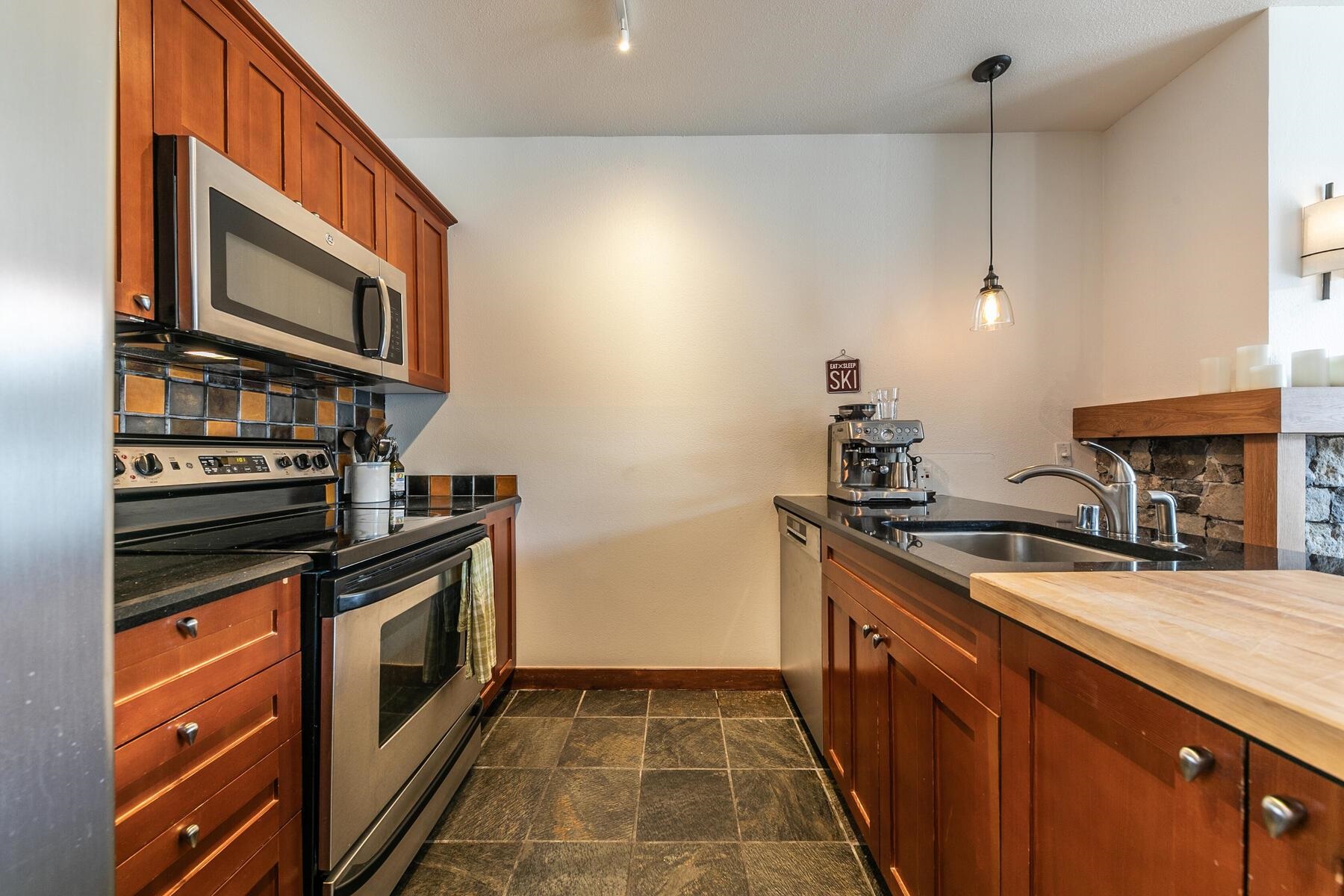 1750 Village East Road Unit: 5-107