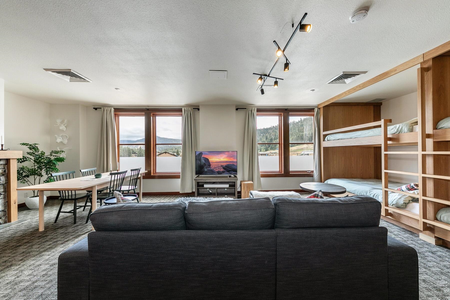 1750 Village East Road Unit: 5-107