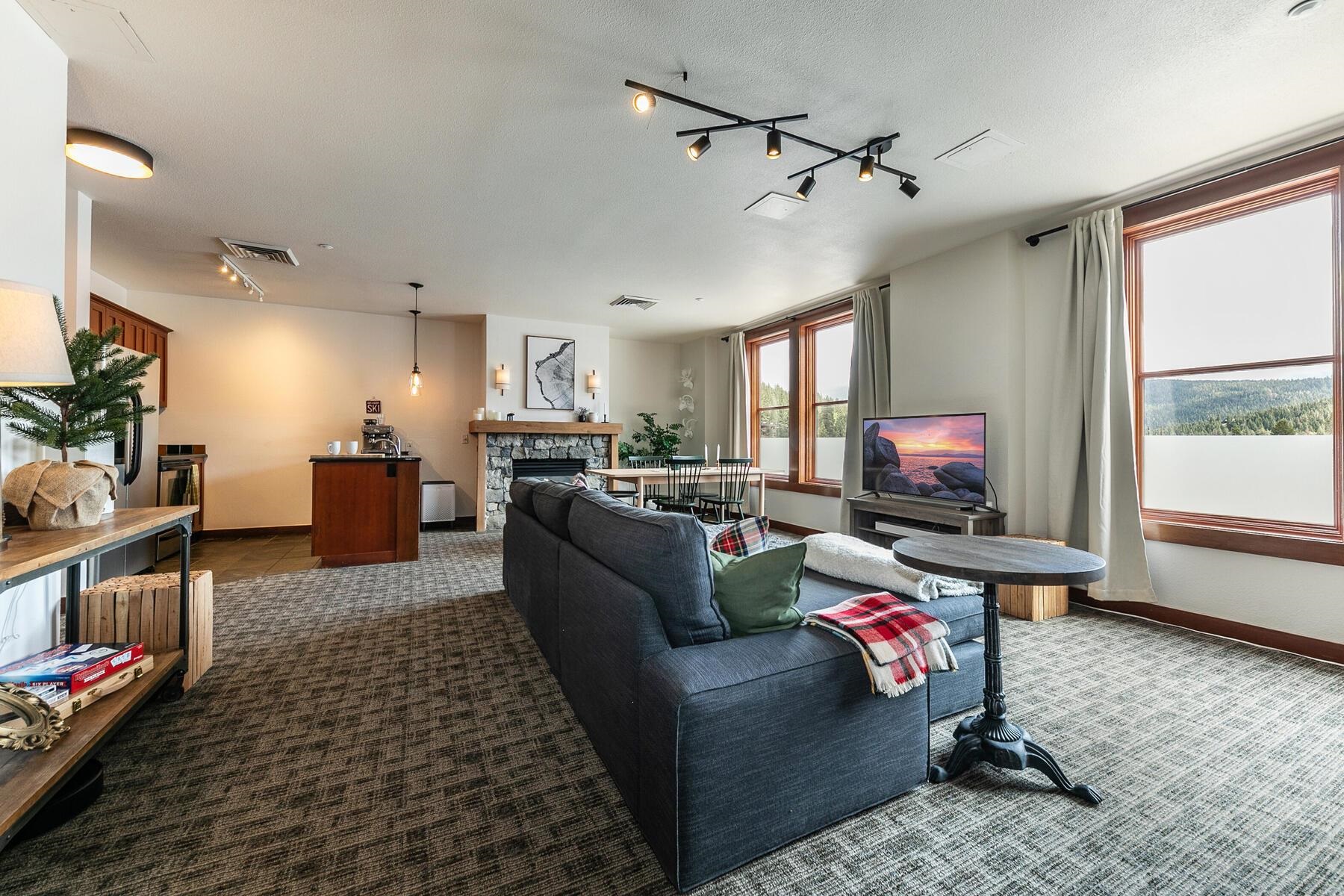 1750 Village East Road Unit: 5-107