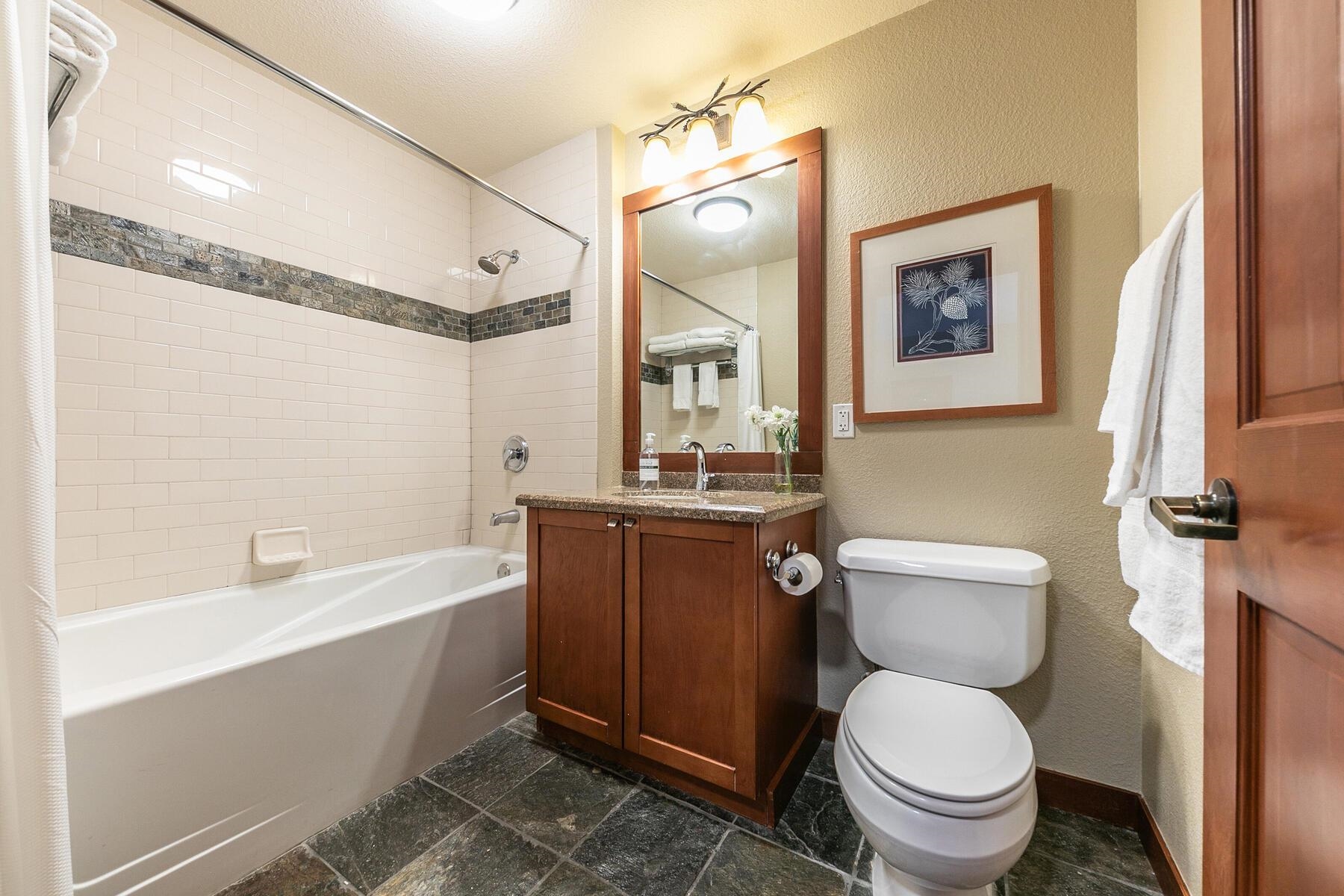 1880 Village South Road Unit: 3-334