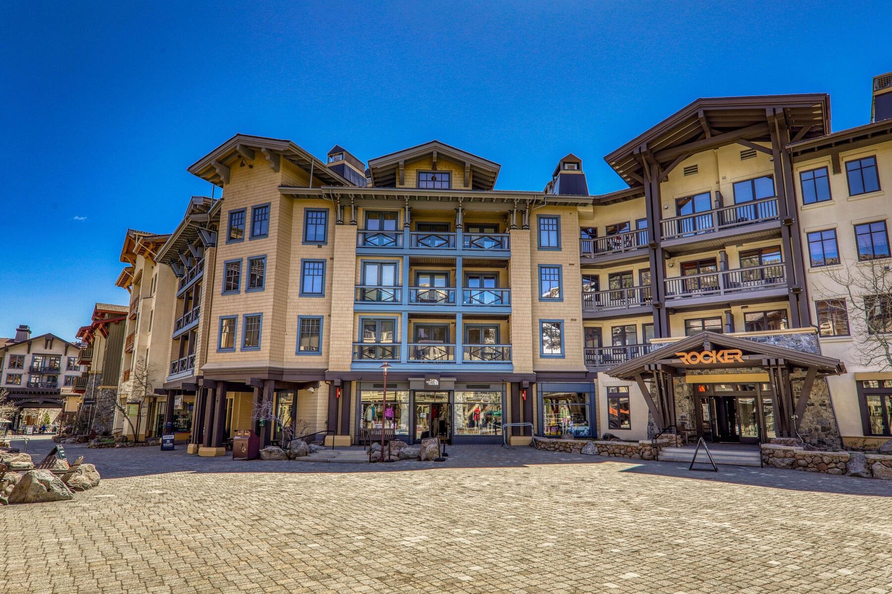1880 Village South Road Unit: 3-334