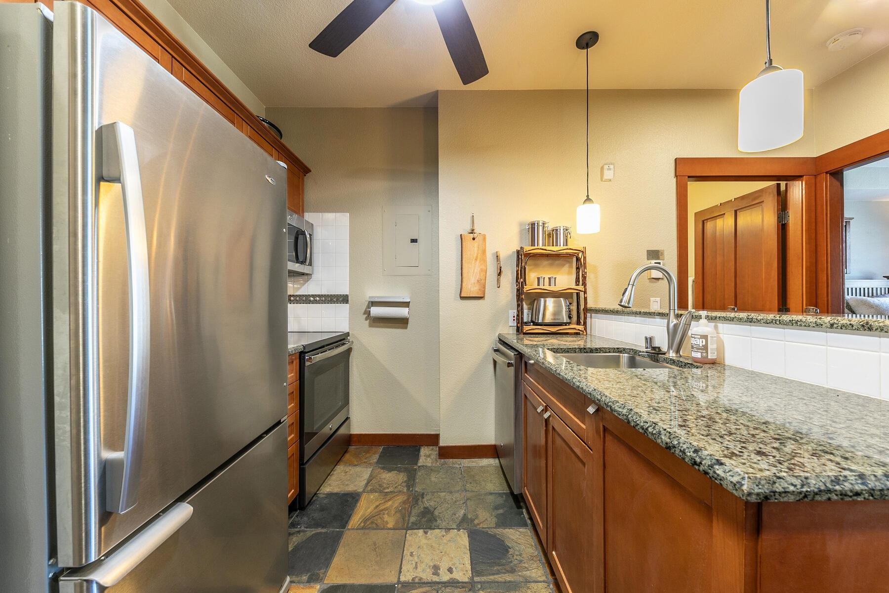 1880 Village South Road Unit: 3-334