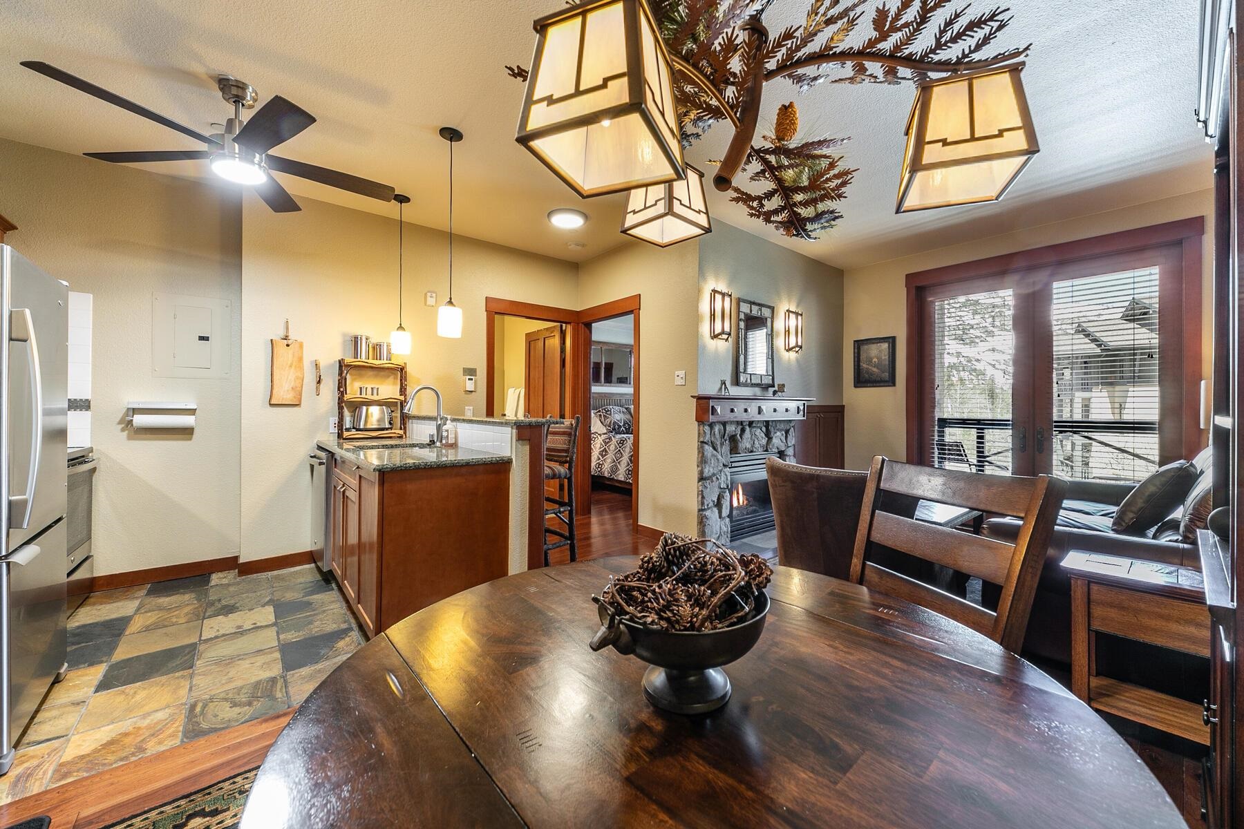 1880 Village South Road Unit: 3-334
