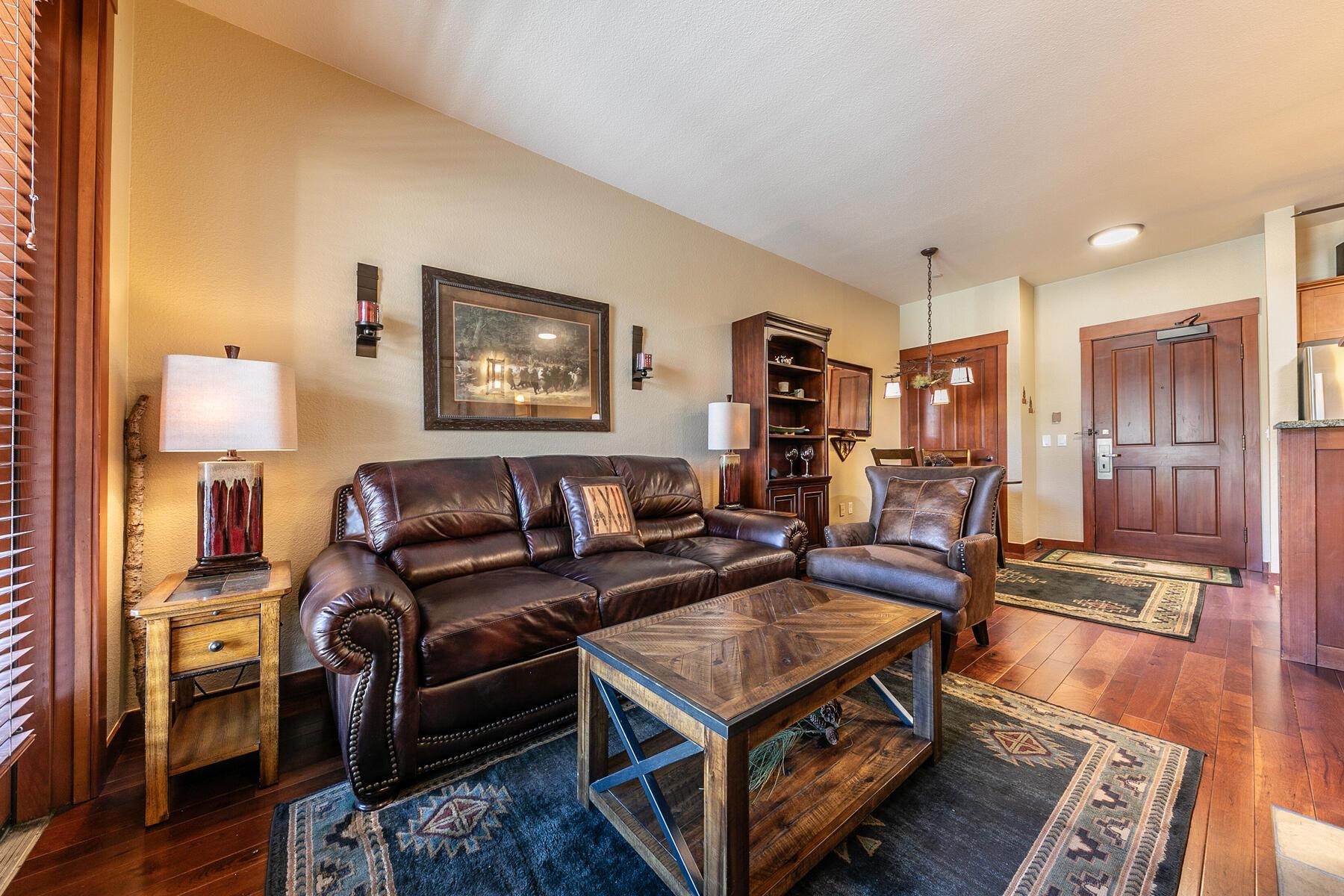 1880 Village South Road Unit: 3-334