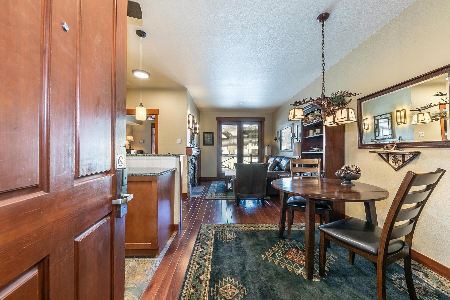 1880 Village South Road Unit: 3-334