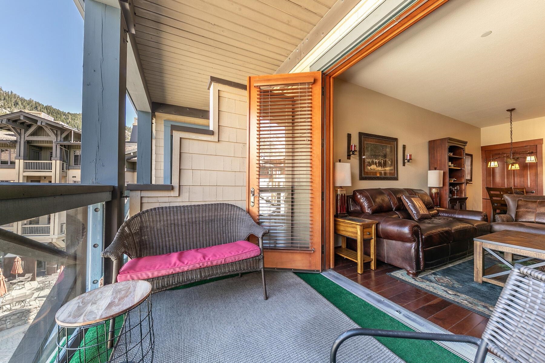 1880 Village South Road Unit: 3-334