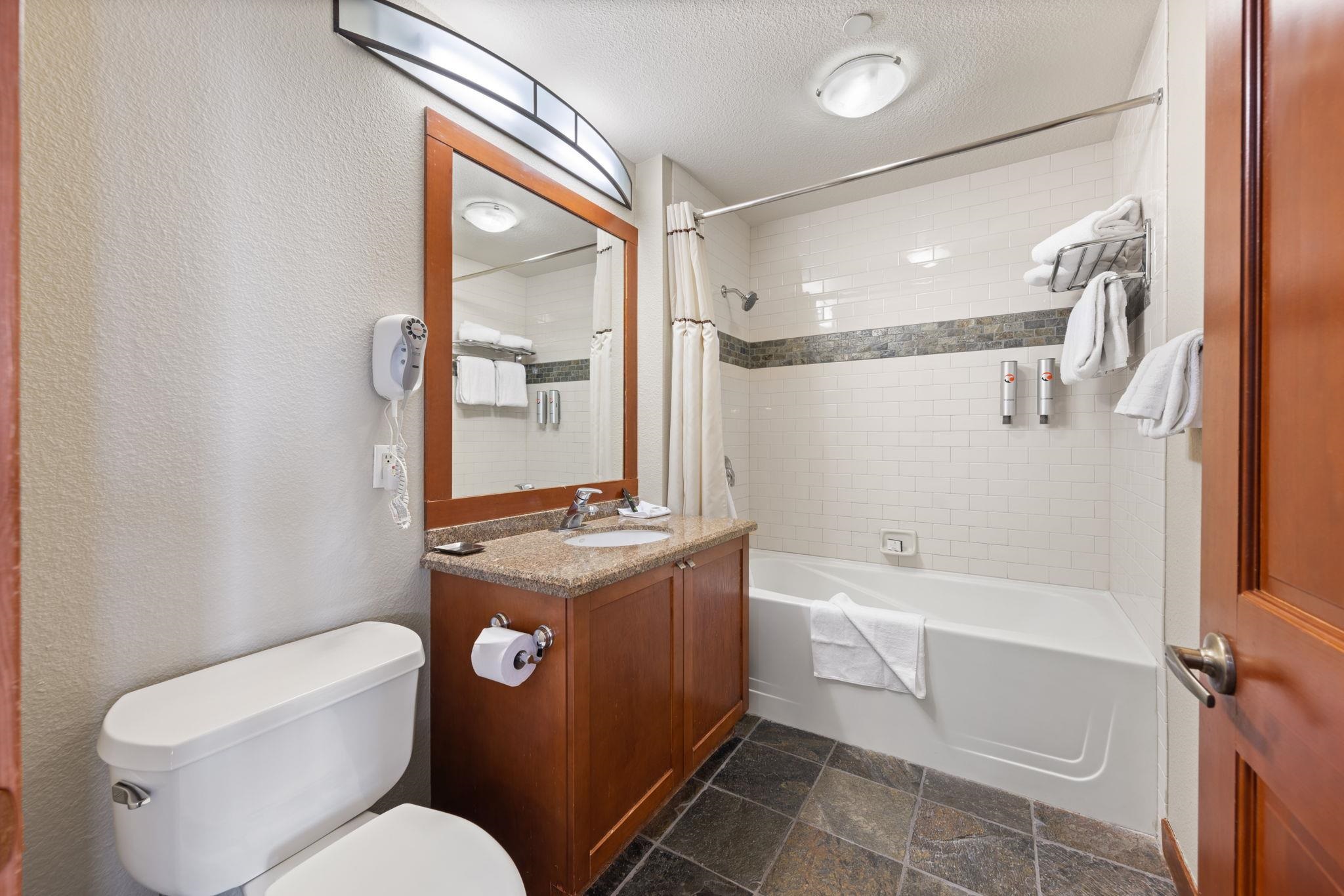 1880 Village South Road Unit: 351 (3-351)