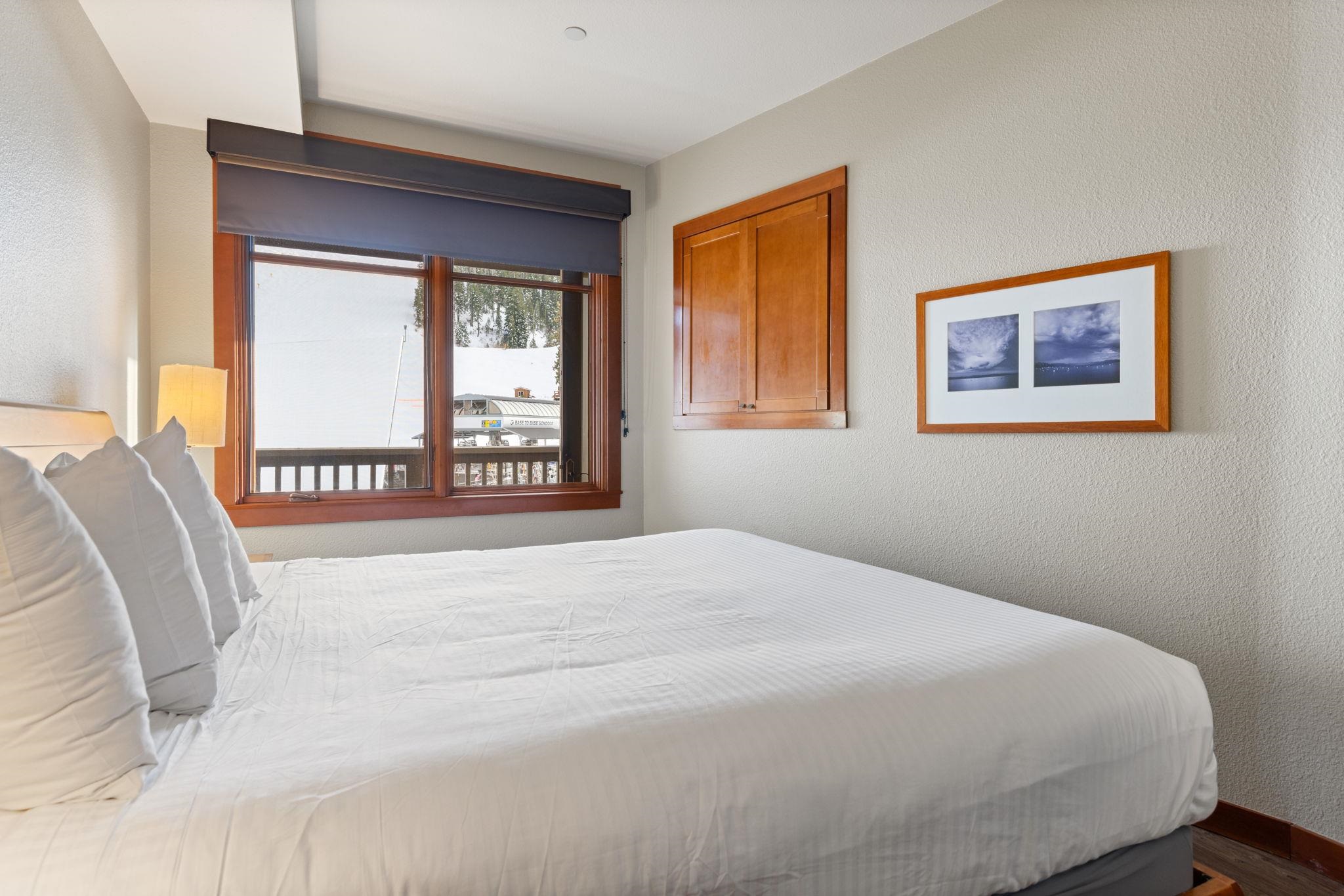 1880 Village South Road Unit: 351 (3-351)