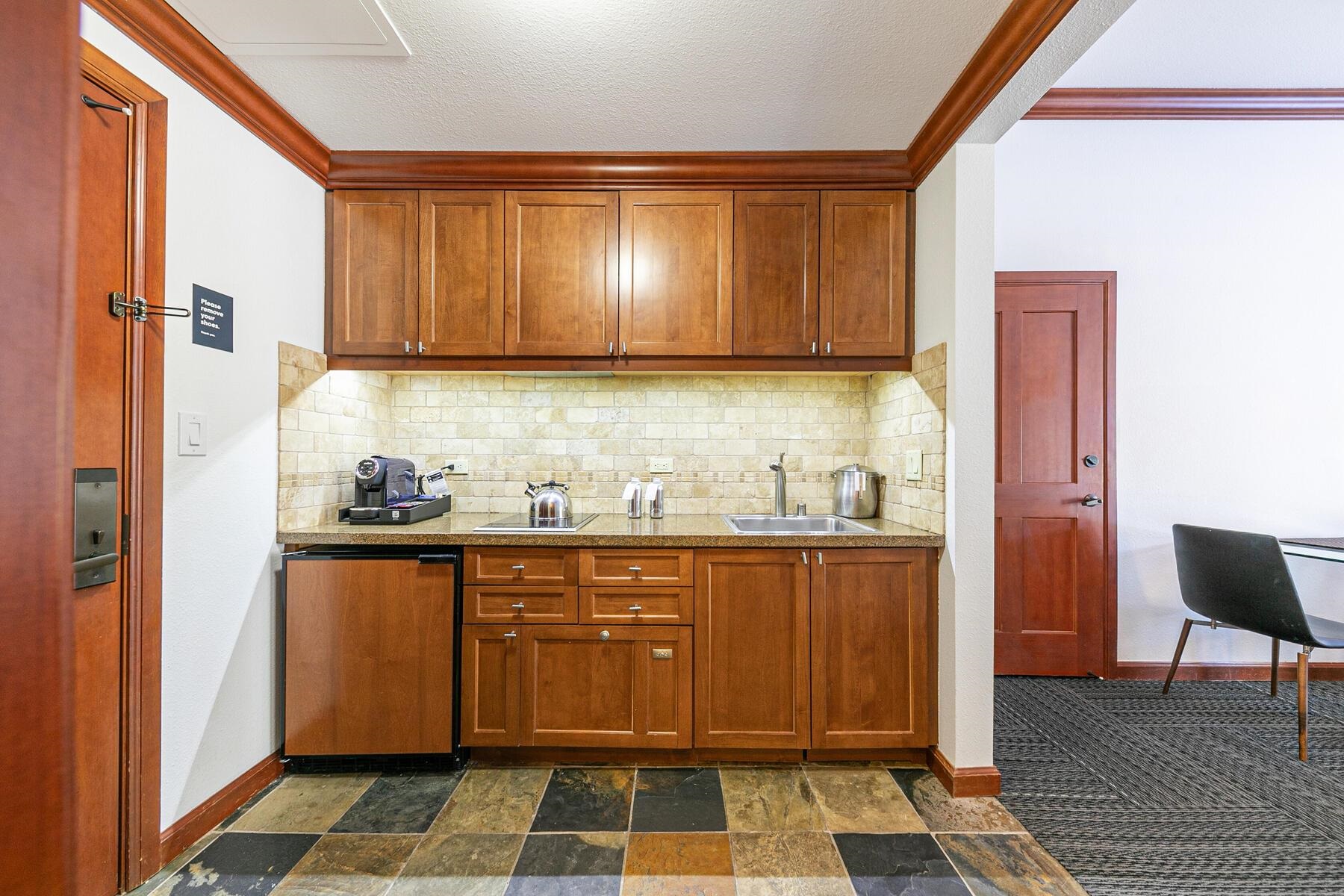 400 Resort Road Unit: 118 - 120