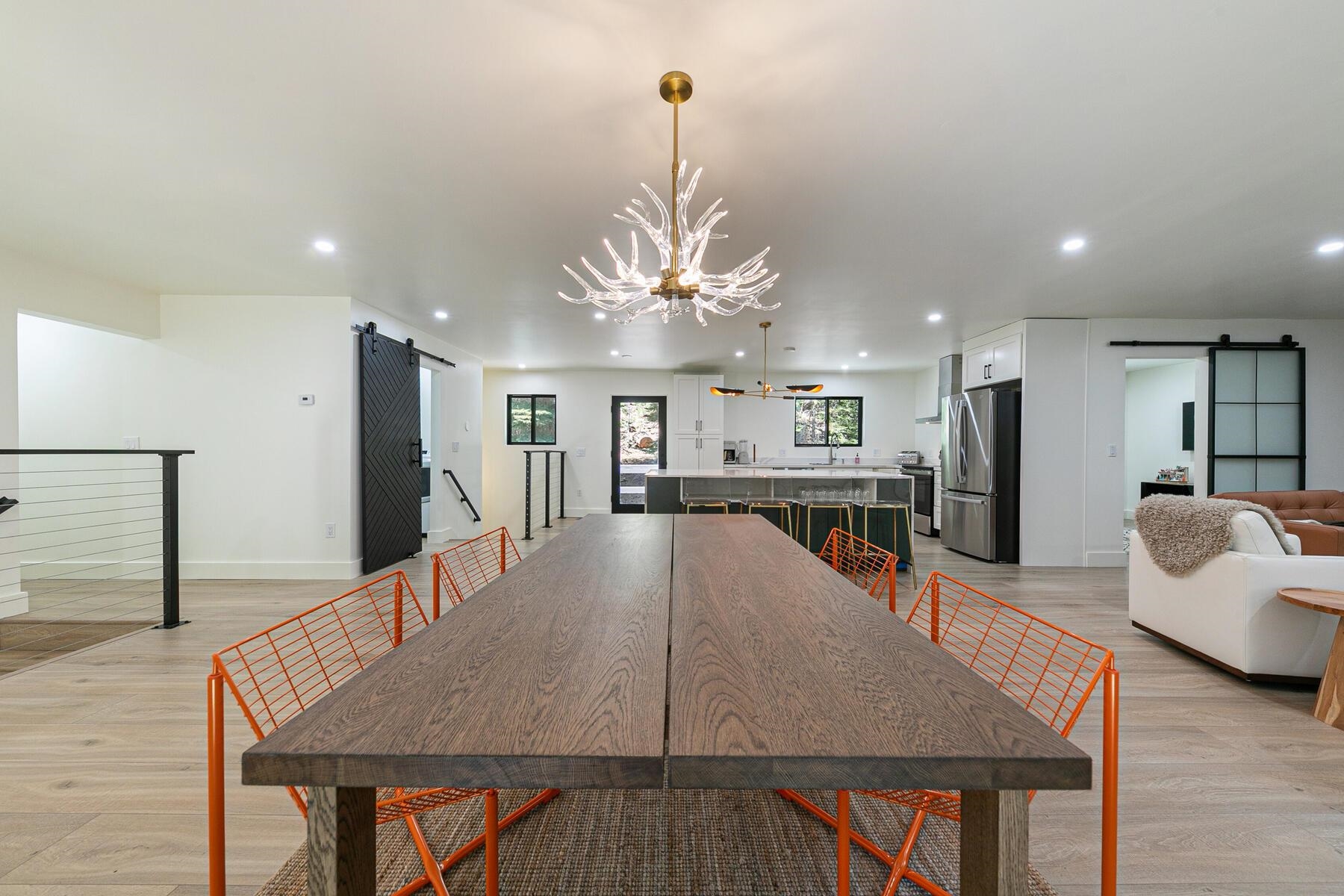 8585 River Road
