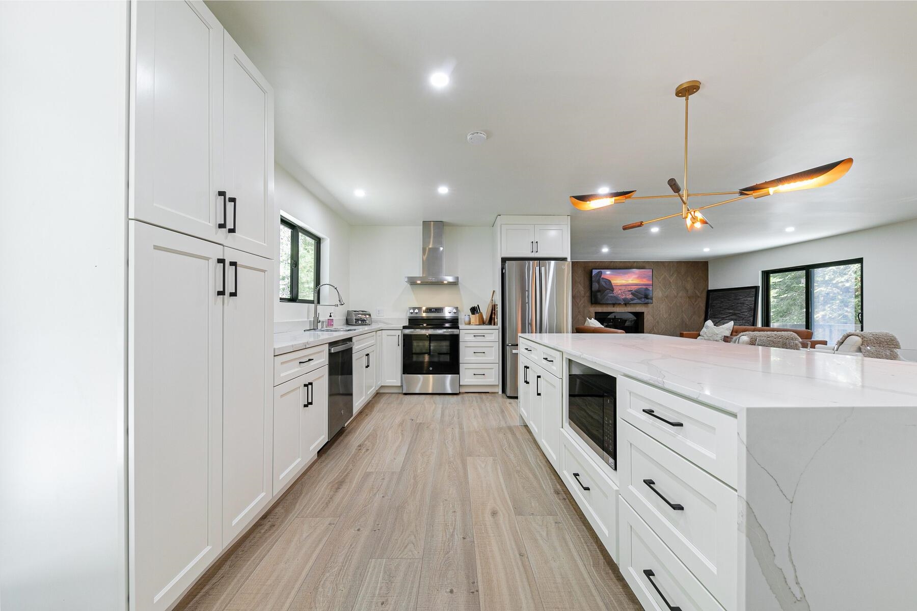 8585 River Road