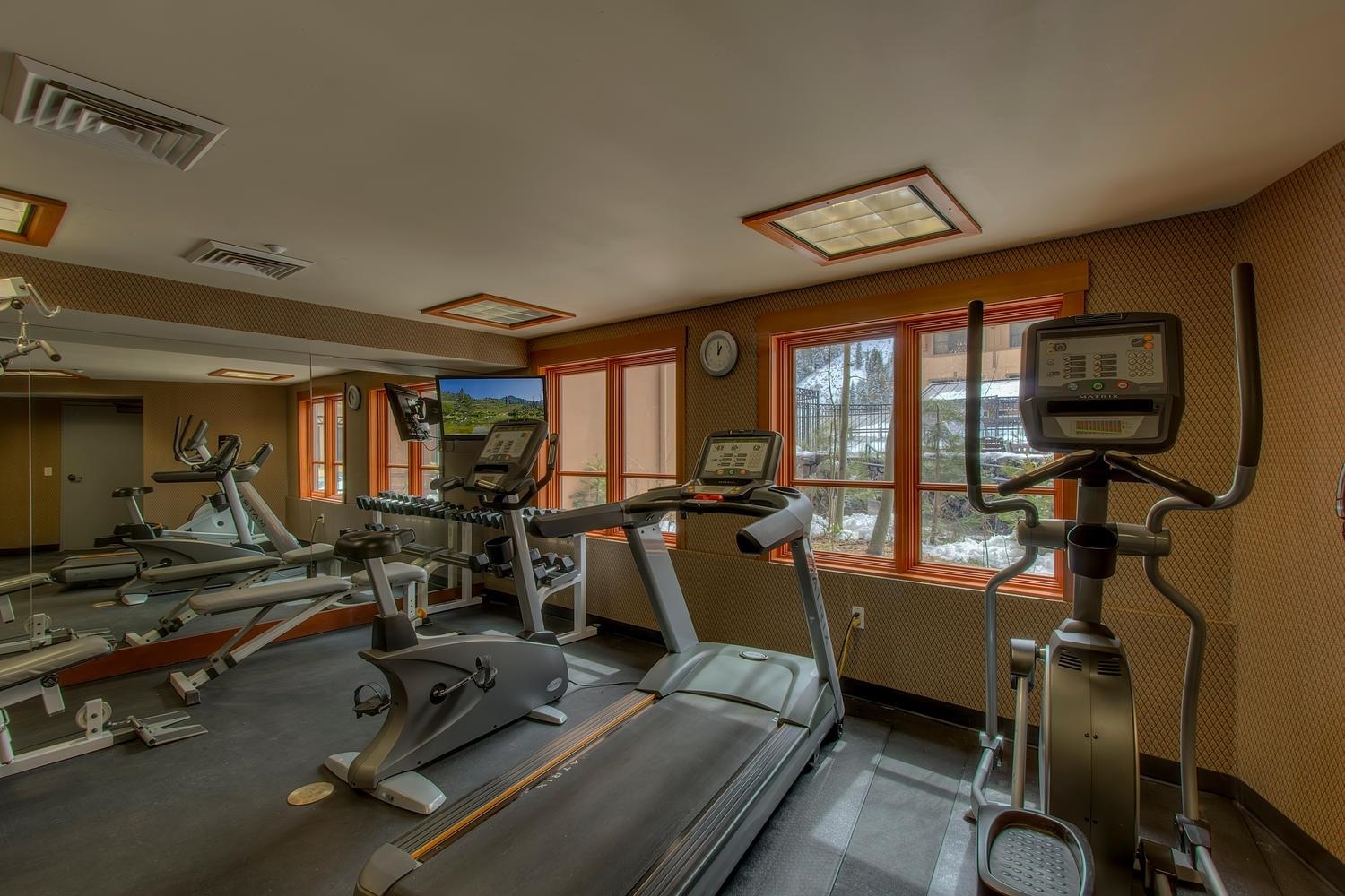 1850 Village South Road Unit: 417 (4-417)