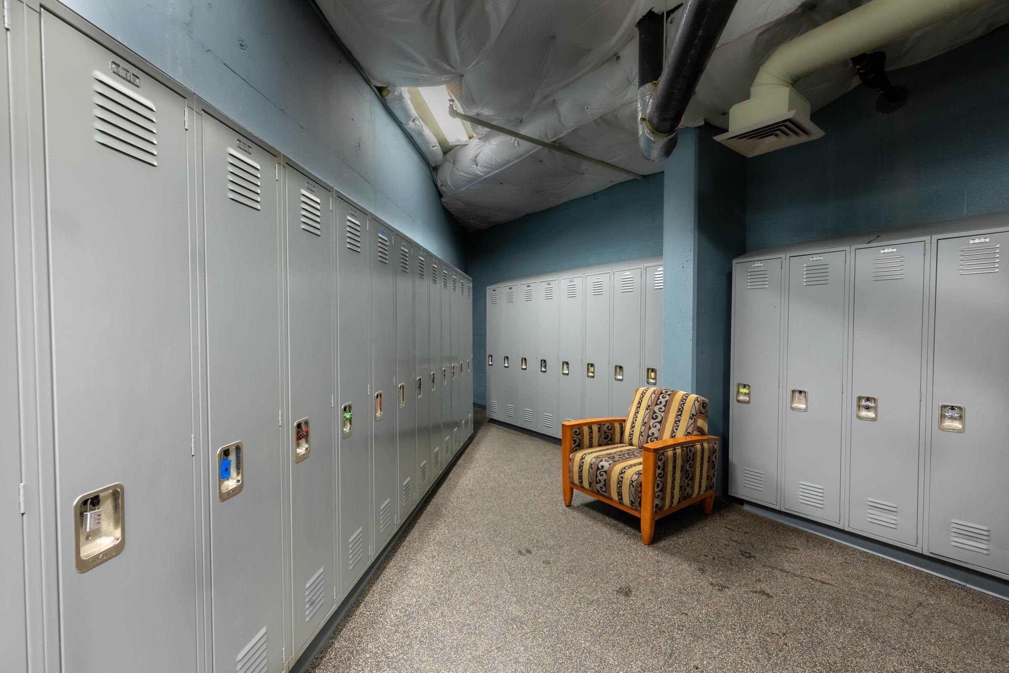 1850 Village South Road Unit: 417 (4-417)