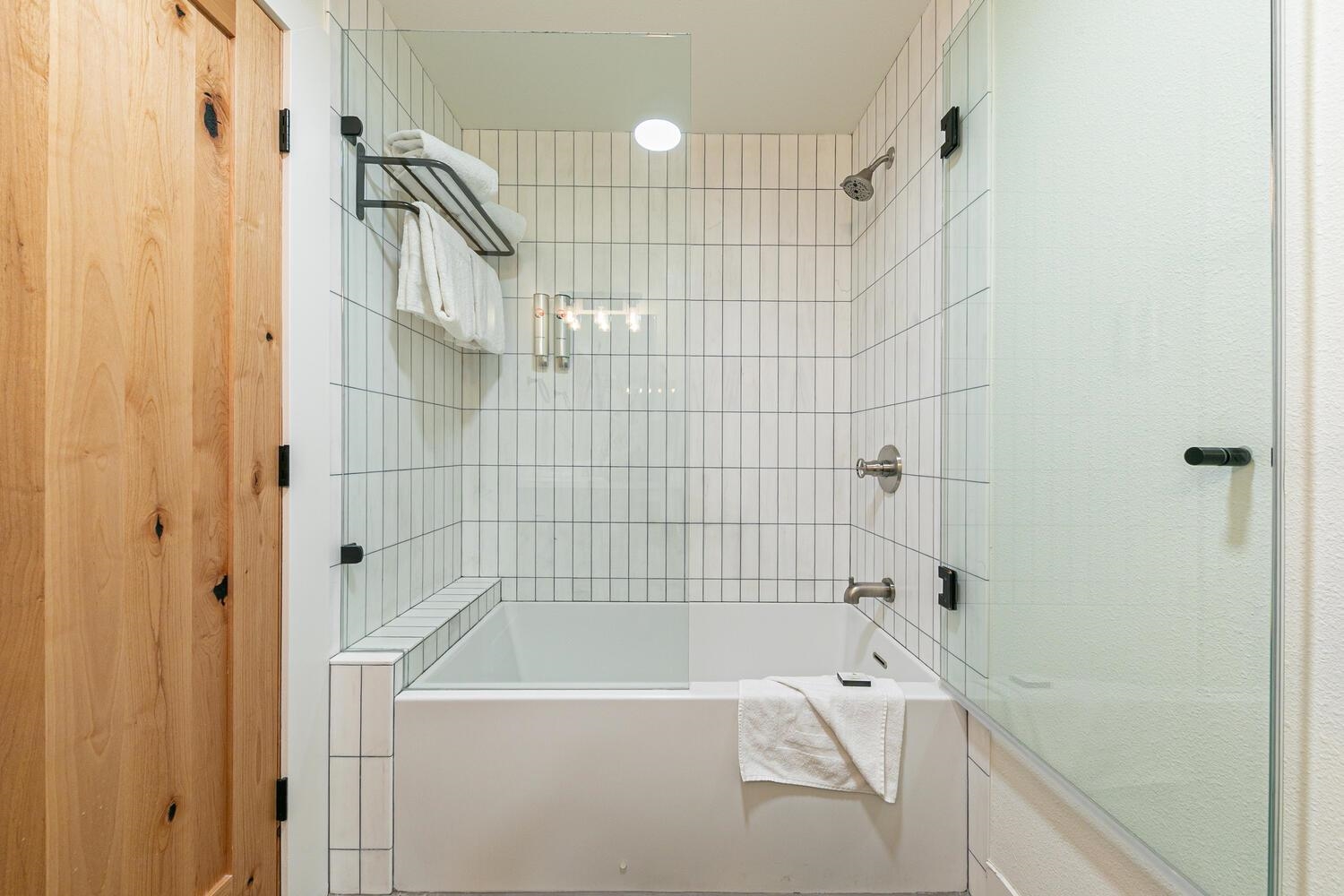 1750 Village East Road Unit: 5-314 + 316