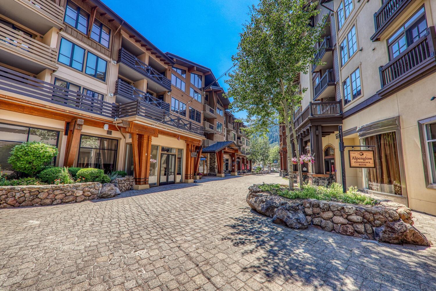 1750 Village East Road Unit: 5-314 + 316