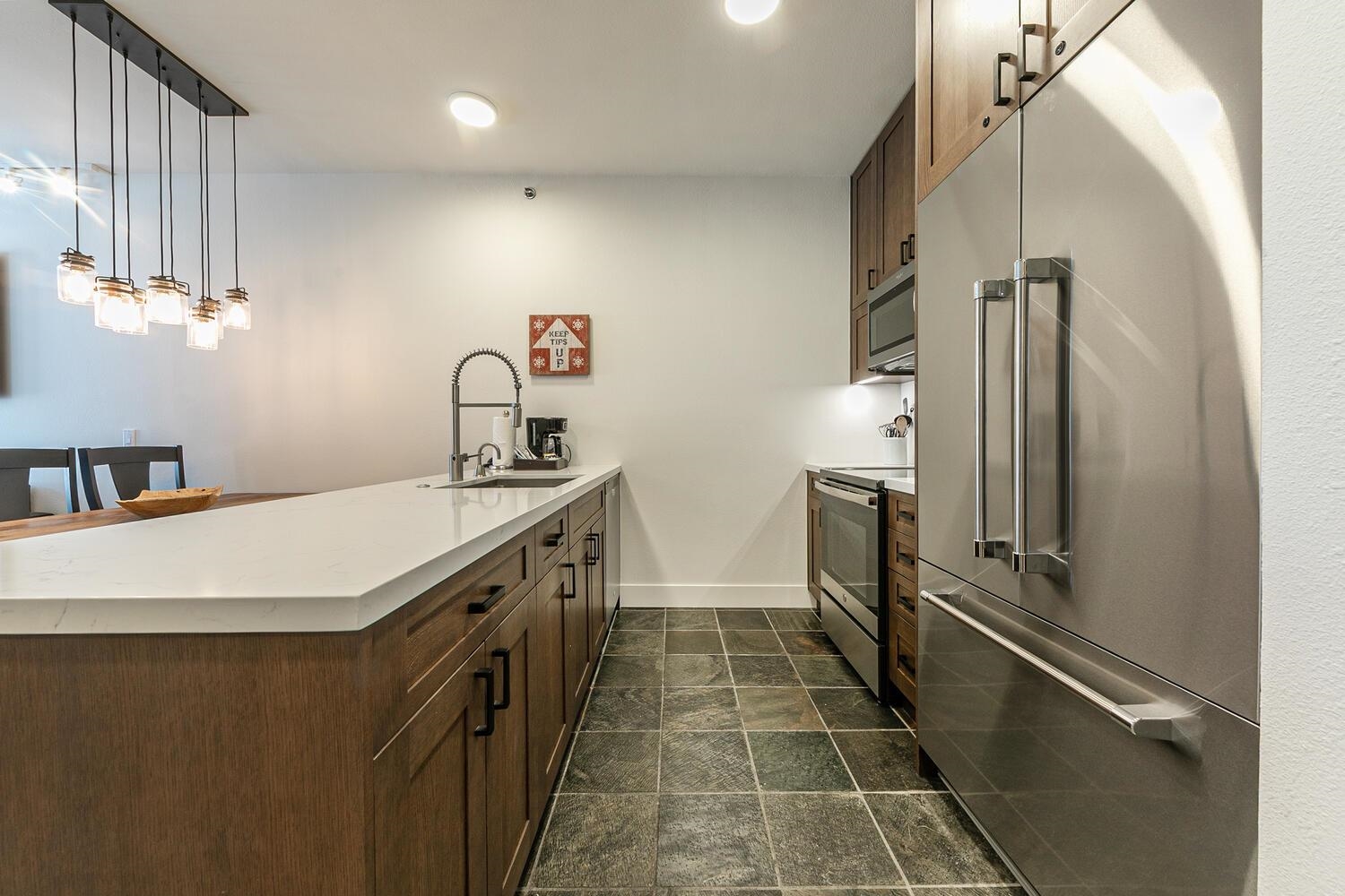 1750 Village East Road Unit: 5-314 + 316