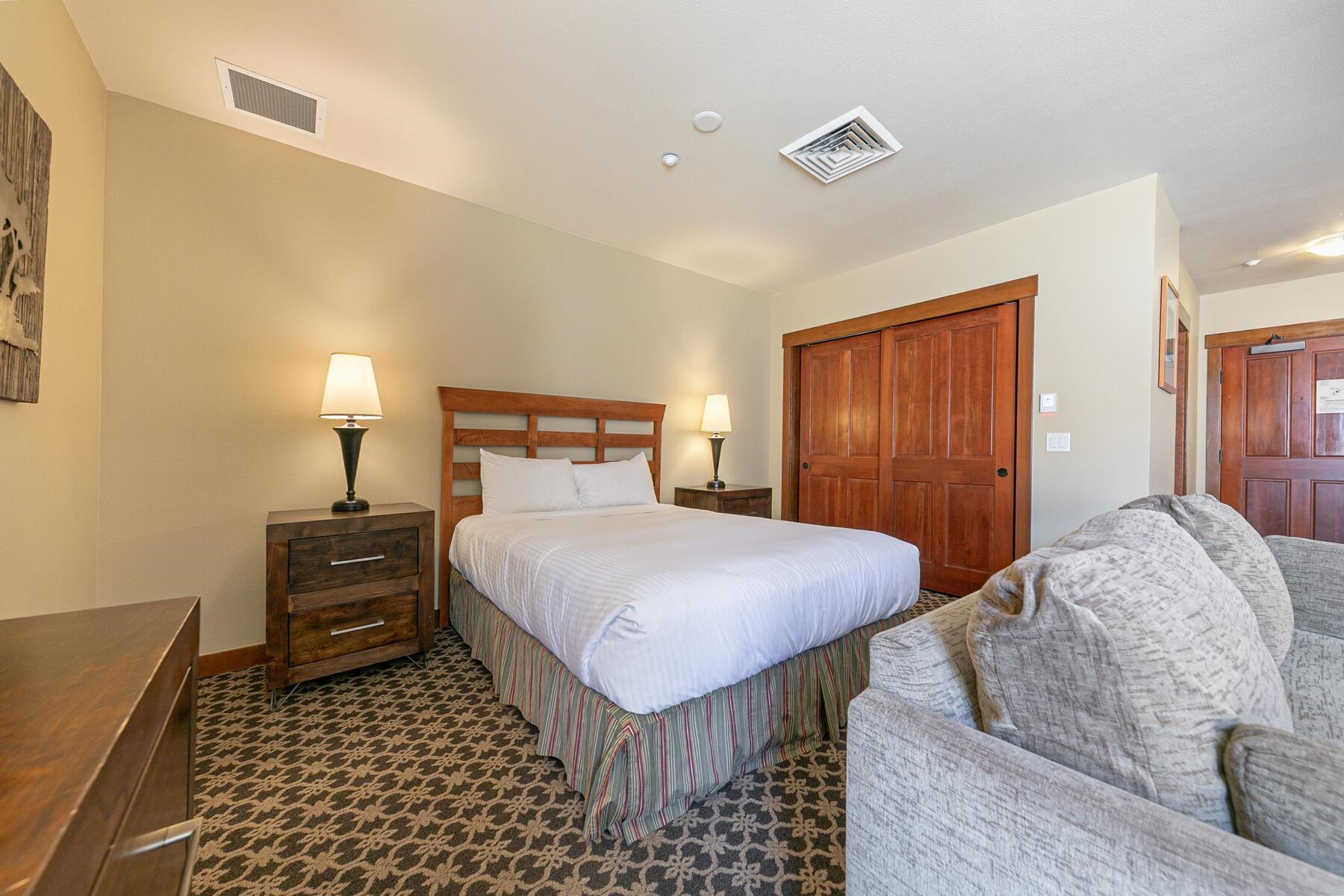 1750 Village East Road Unit: 5-101