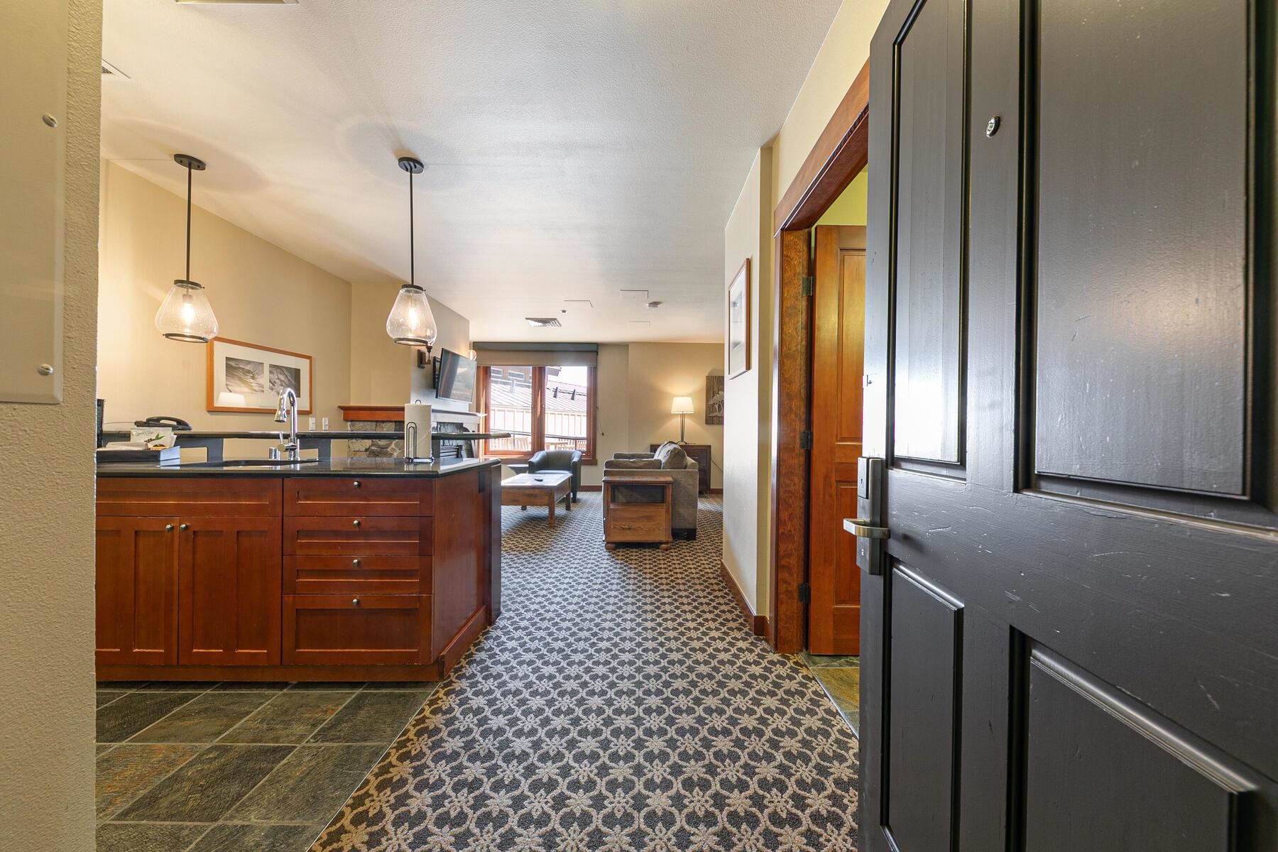 1750 Village East Road Unit: 5-101