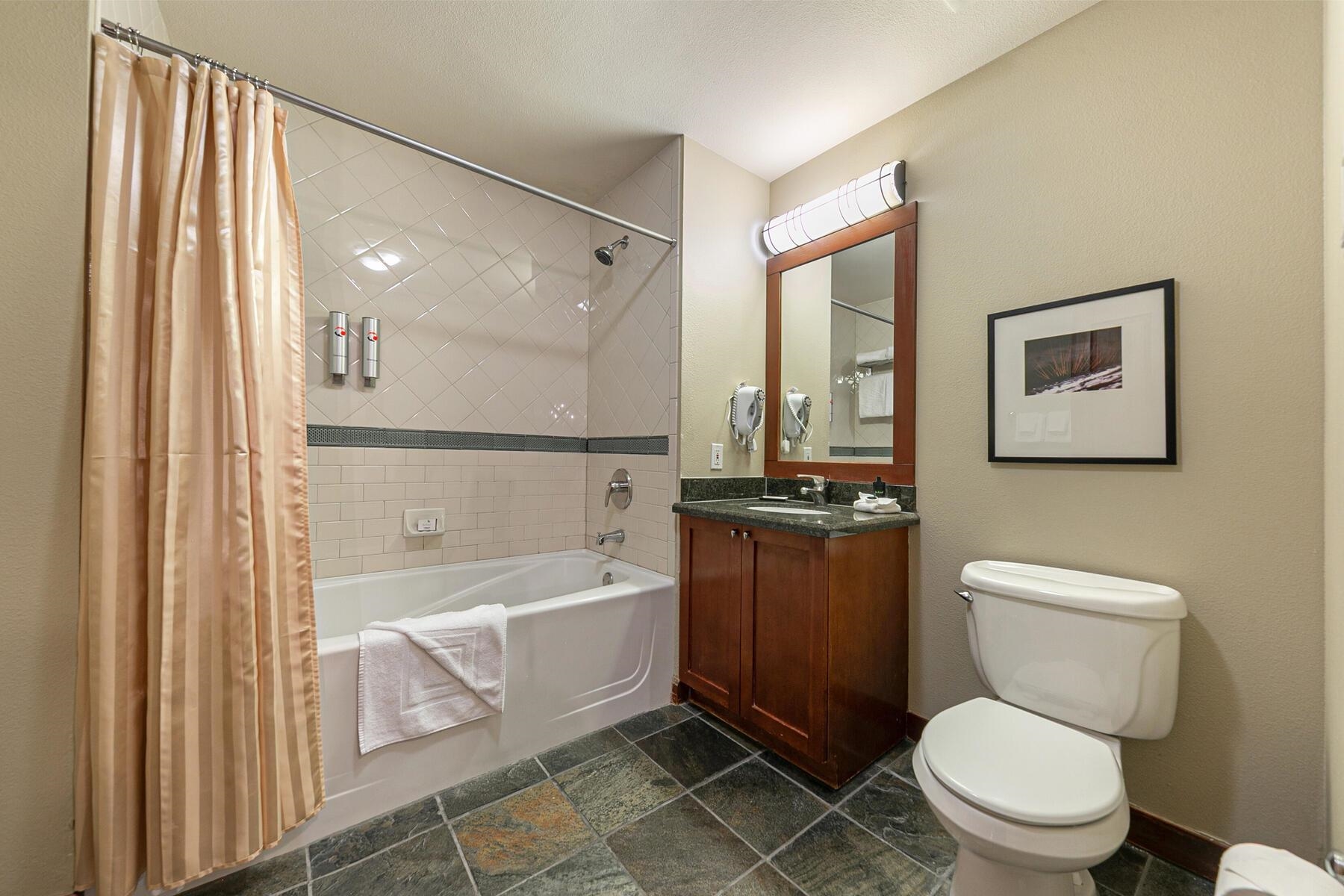 1750 Village East Road Unit: 5-101