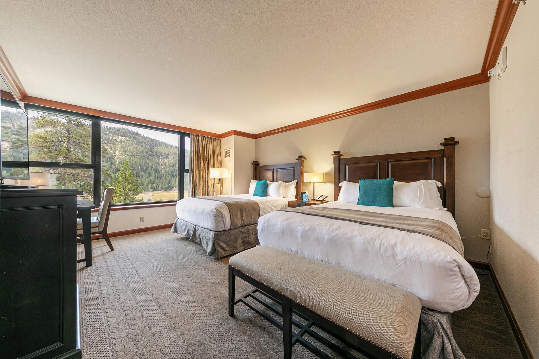 400 Resort Road Unit: 722-724