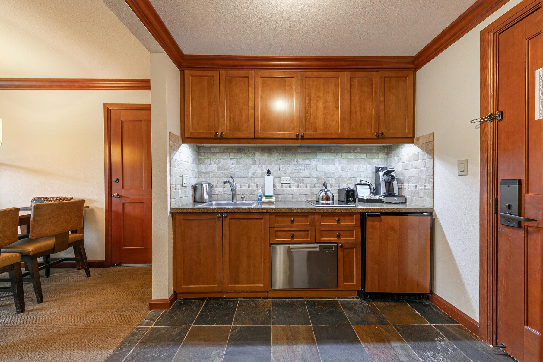 400 Resort Road Unit: 722-724
