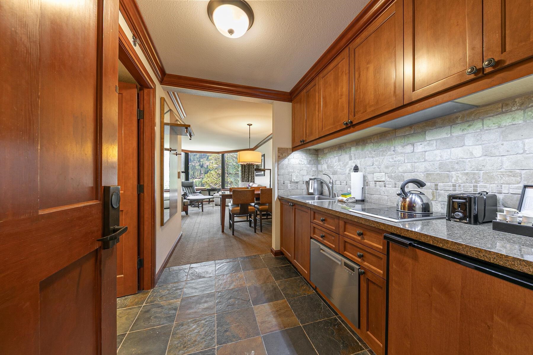 400 Resort Road Unit: 722-724