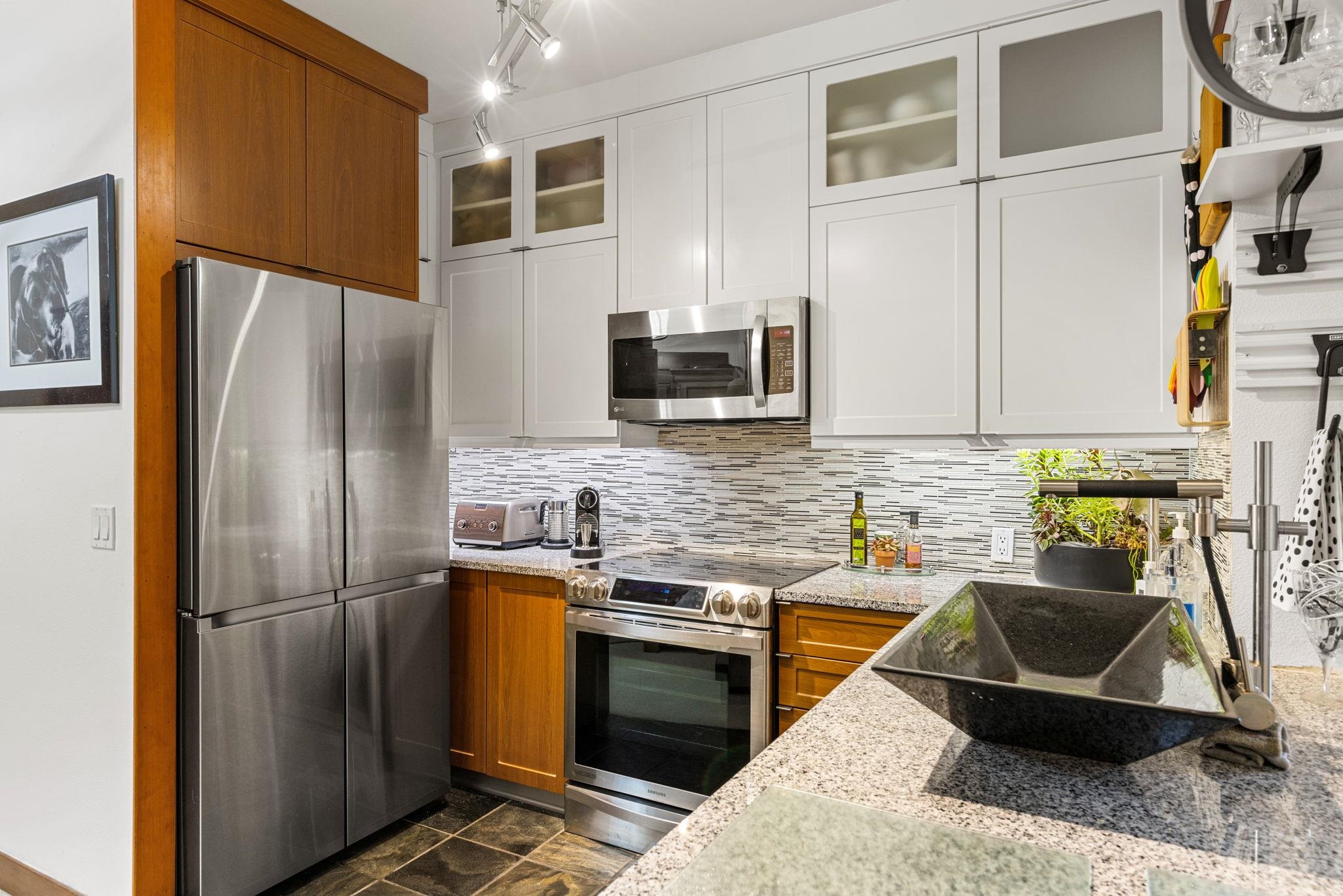 1750 Village East Road Unit: 5-409