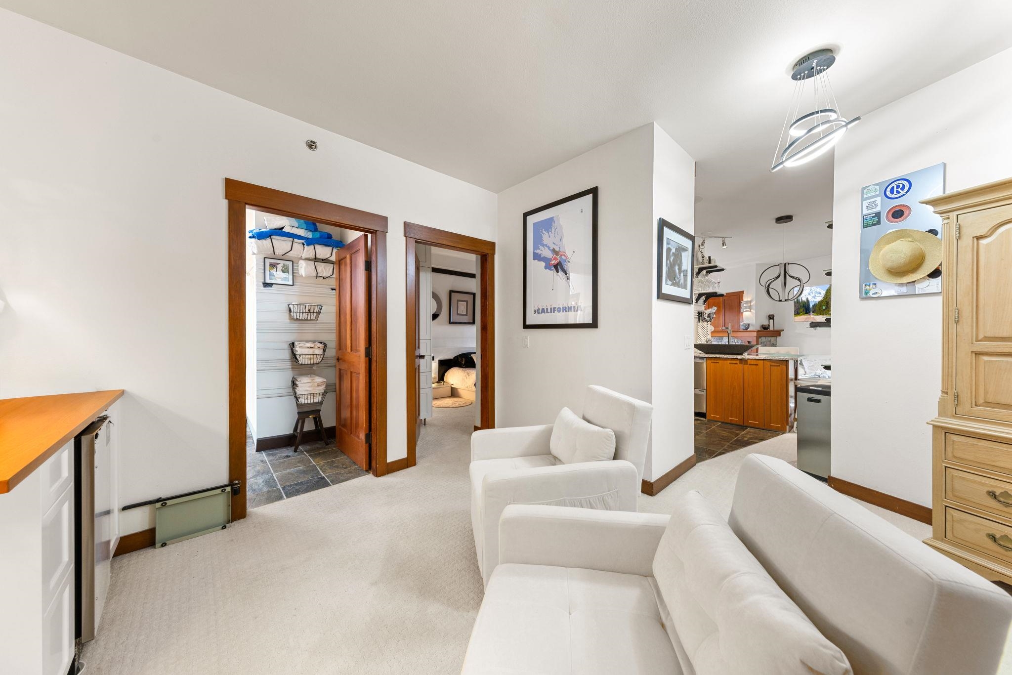 1750 Village East Road Unit: 5-409