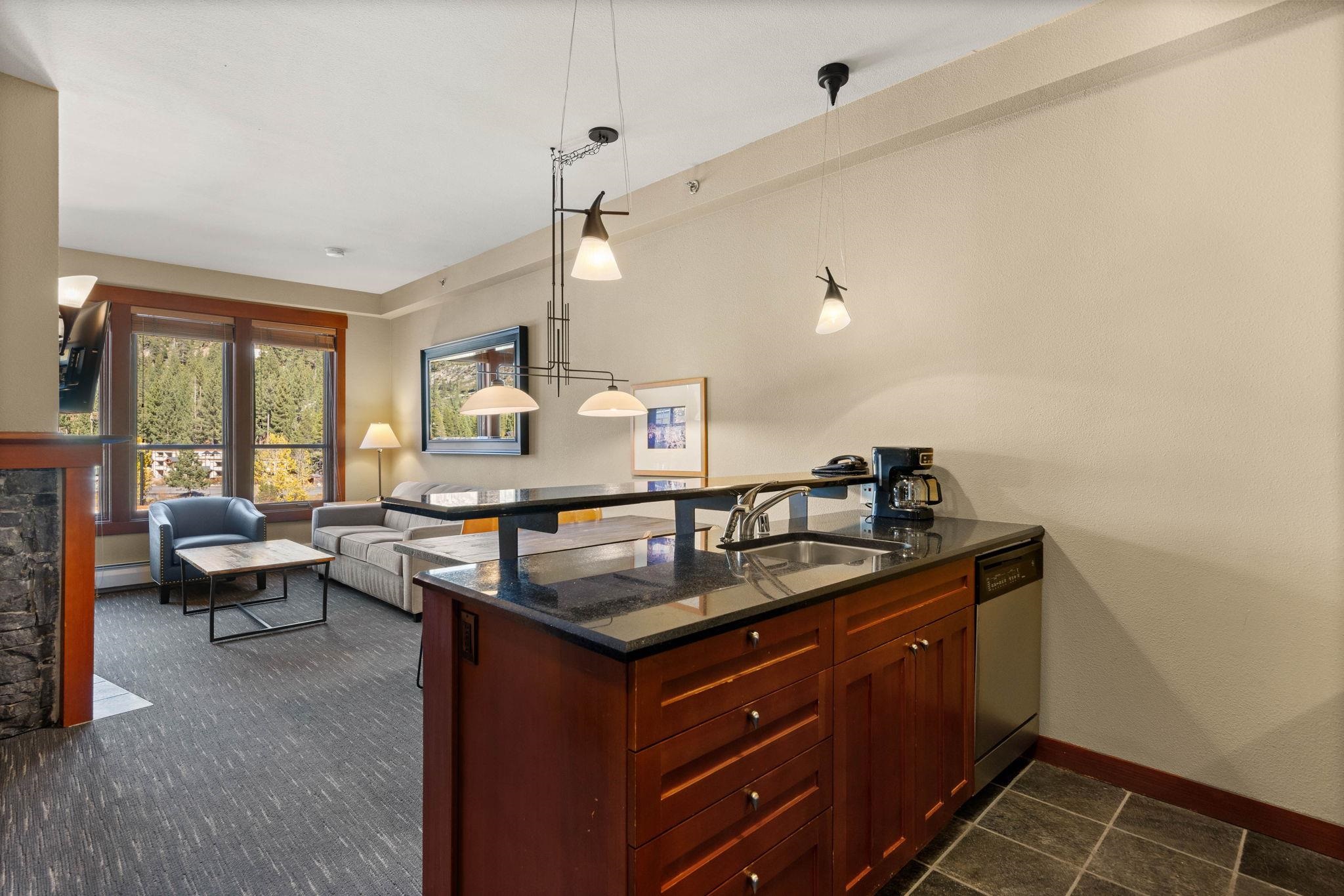 1850 Village South Road Unit: 4-327