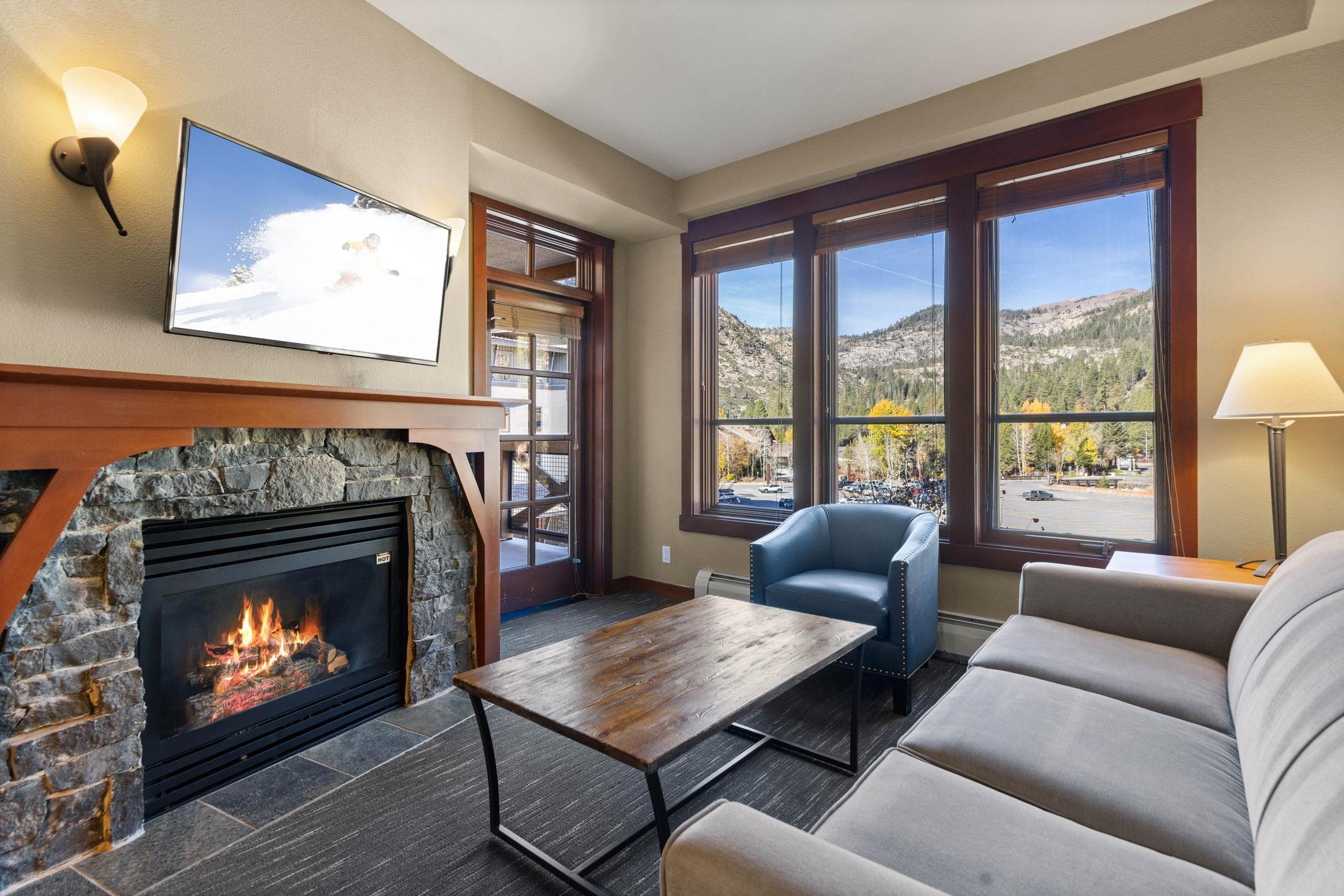 1850 Village South Road Unit: 4-327