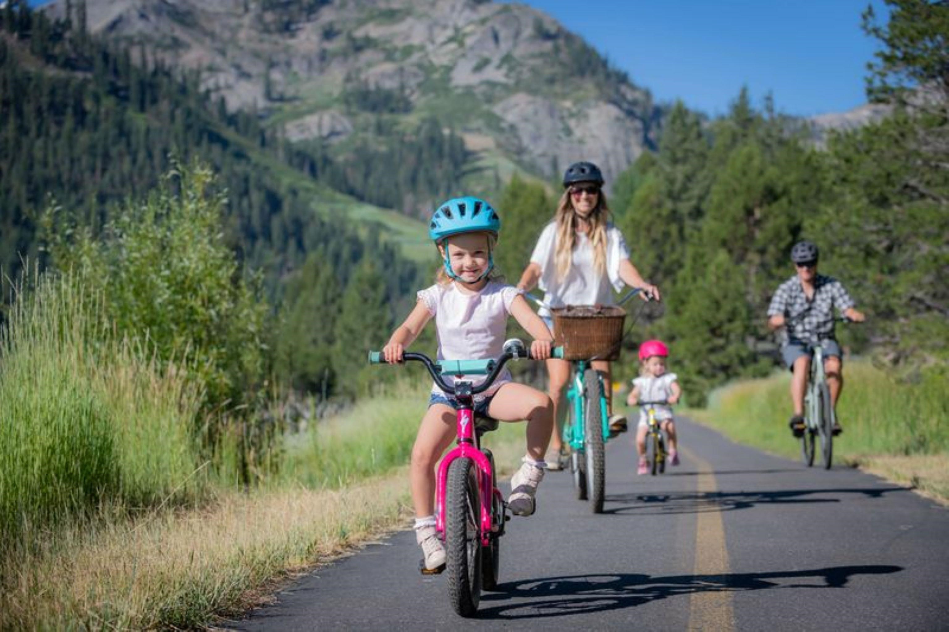 1850 Village South Road Unit: 4-327